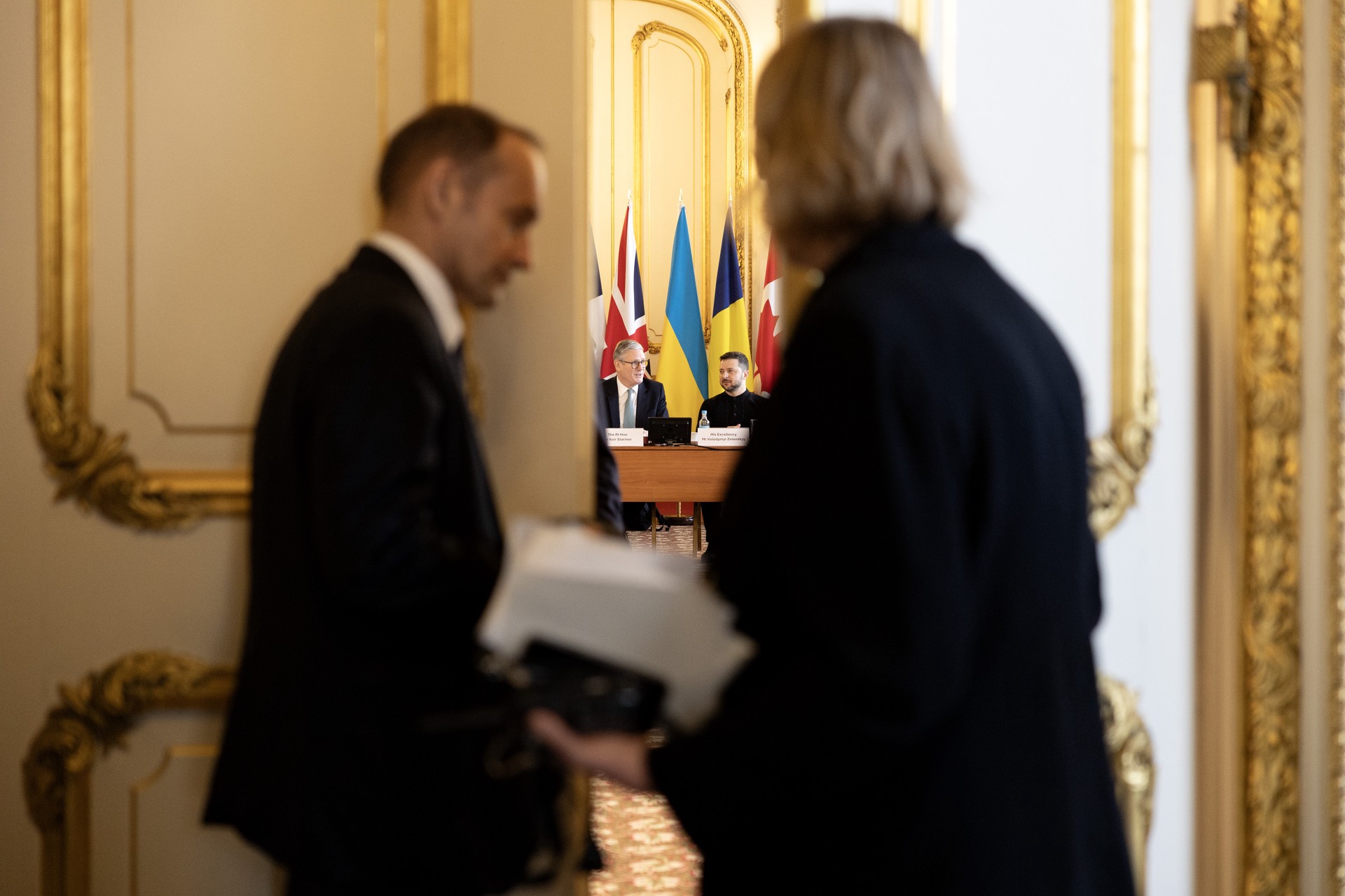 Журналист Боуз считает, что приближение мира пугает Украину и Британию