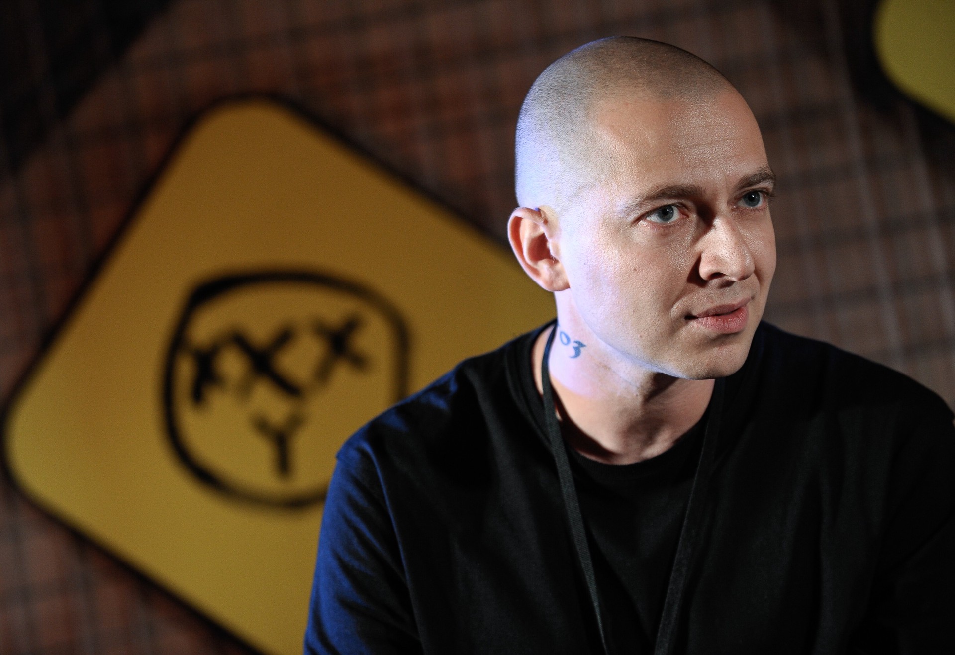 Рэпера Oxxxymiron* переобъявили в розыск