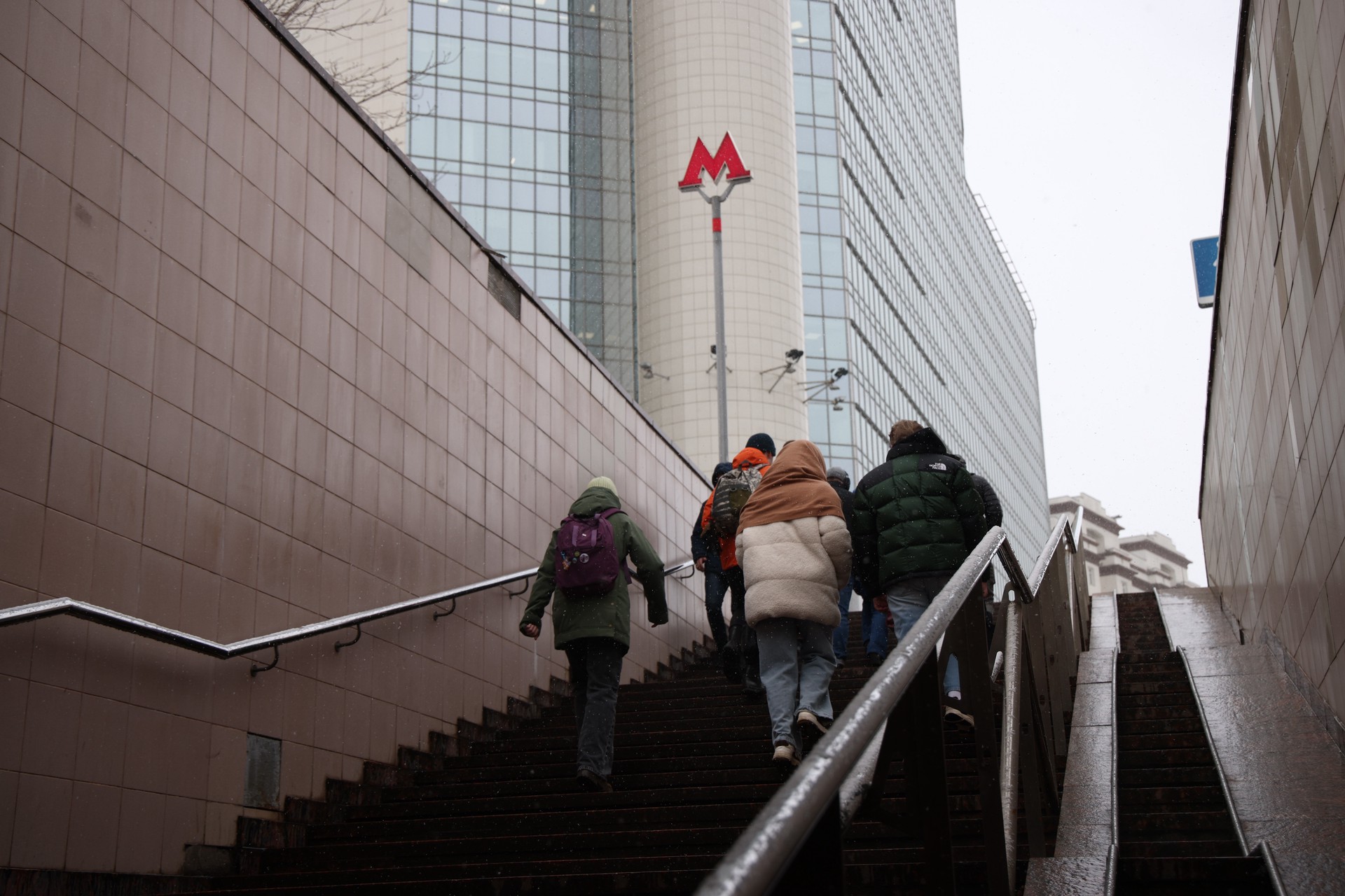 Россиянам объяснили возникновение одышки при подъеме по лестнице