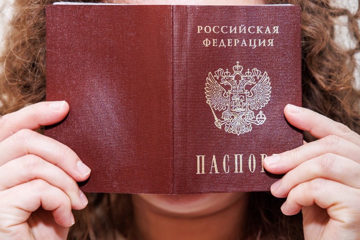 Россияне смогут заселяться в отели без паспорта
