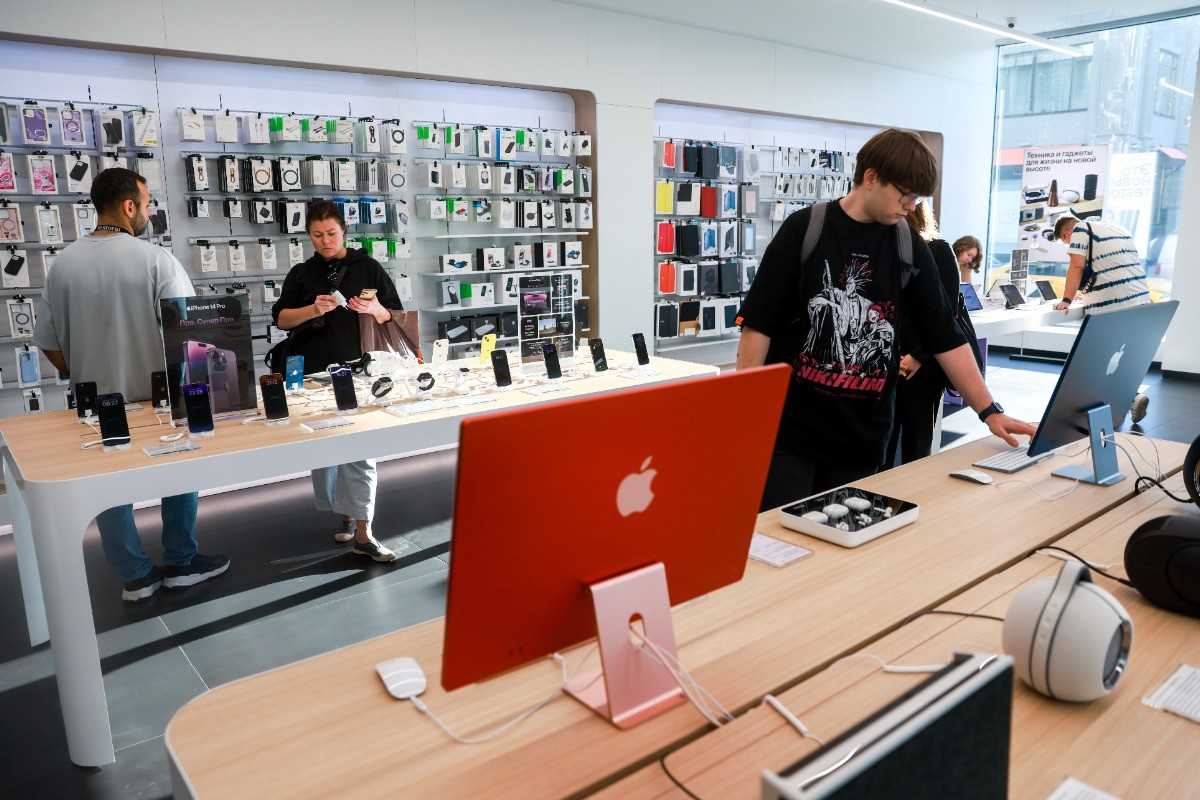 Аналитик рассказал, как подорожает техника Apple в России из-за новых пошлин США