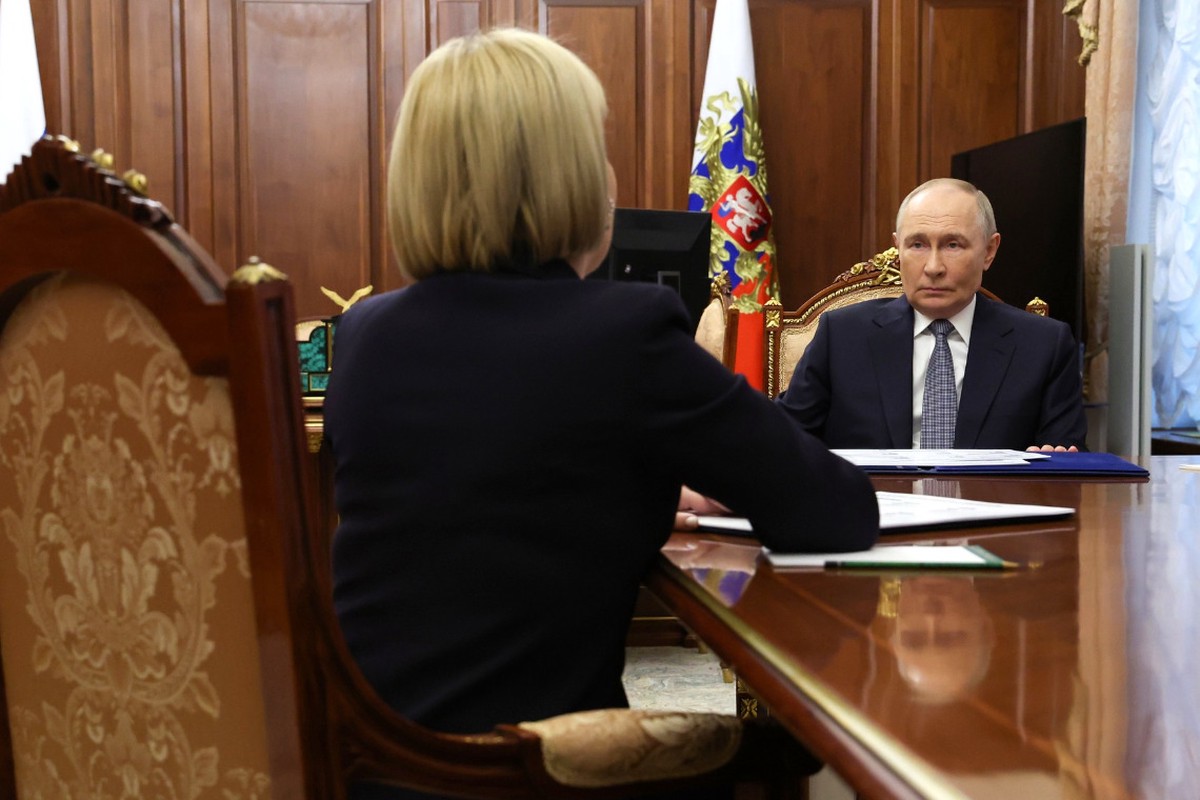 Путин провёл встречу с главой Минкульта Любимовой