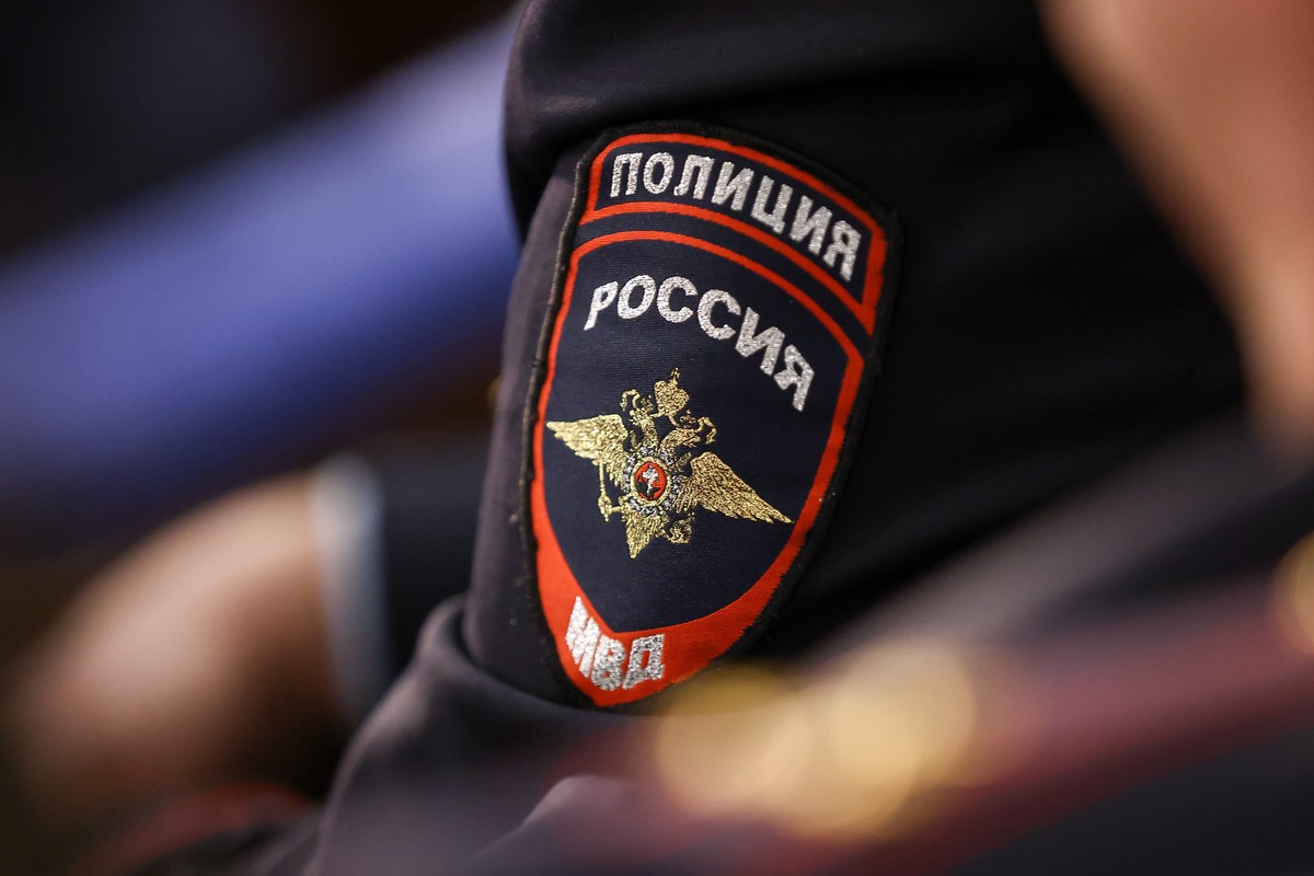 Стало известно, почему школьник из Томска изрезал себя ножом на уроке истории 