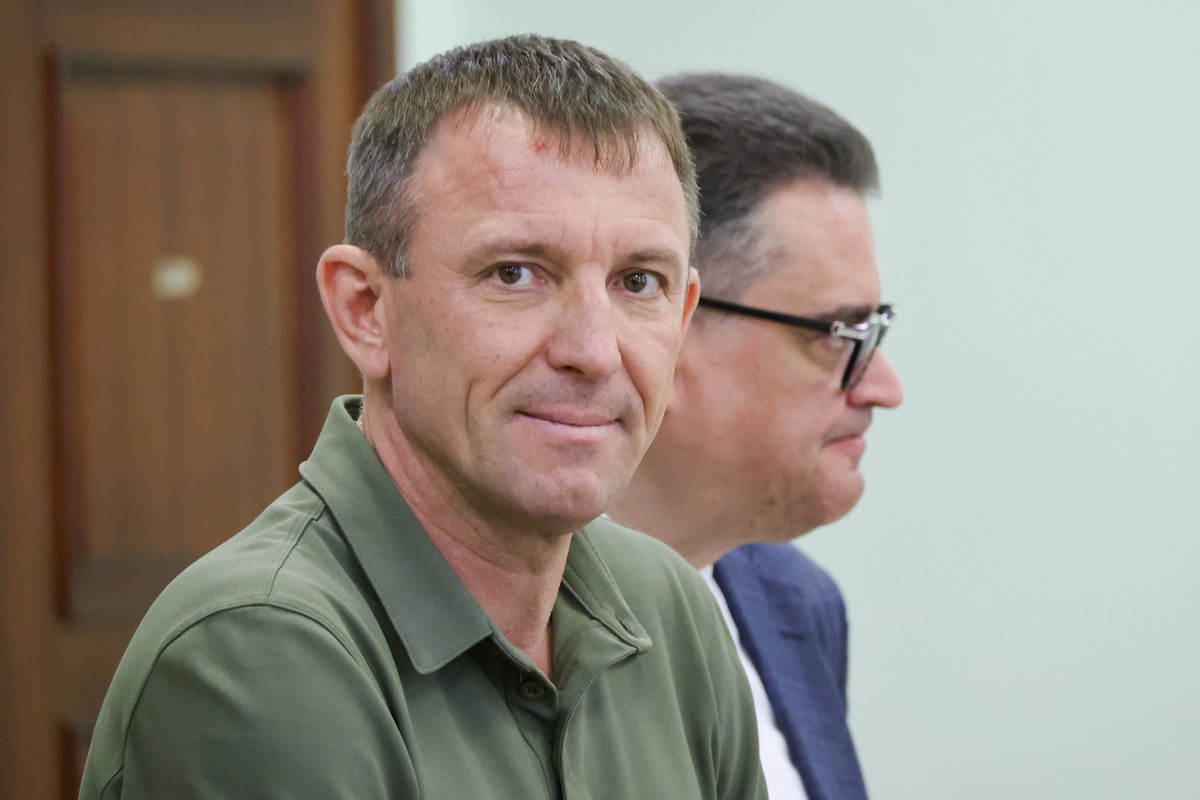 В Госдуме оценили решение об отправке генерала Попова на СВО