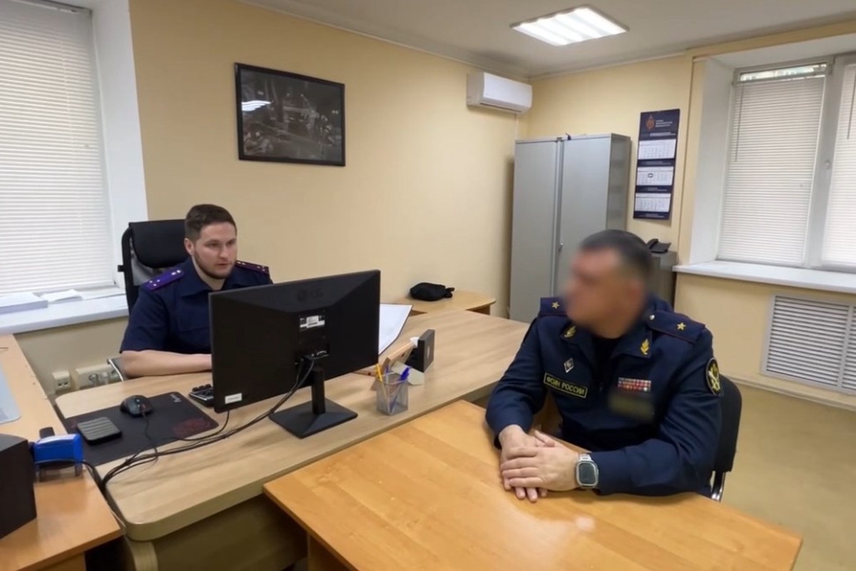 СК: Глава УФСИН Башкирии заставил подчинённых отдать 3,4 млн рублей из своих премий