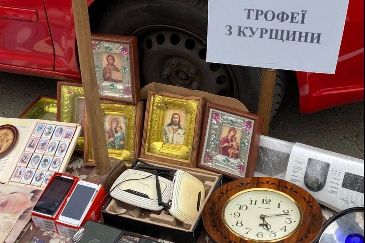 Появилось фото с рынка в Киеве, где продают награбленное в Курской области