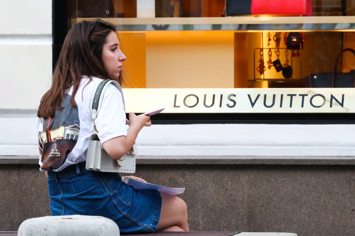 SHOT: Louis Vuitton зарегистрировал в Роспатенте товарные знаки