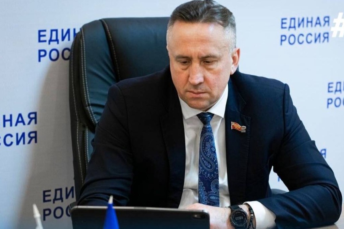 Депутат Иванов ответил раскритиковавшему его идею о запрете фильмов об изменах актёру Басилашвили