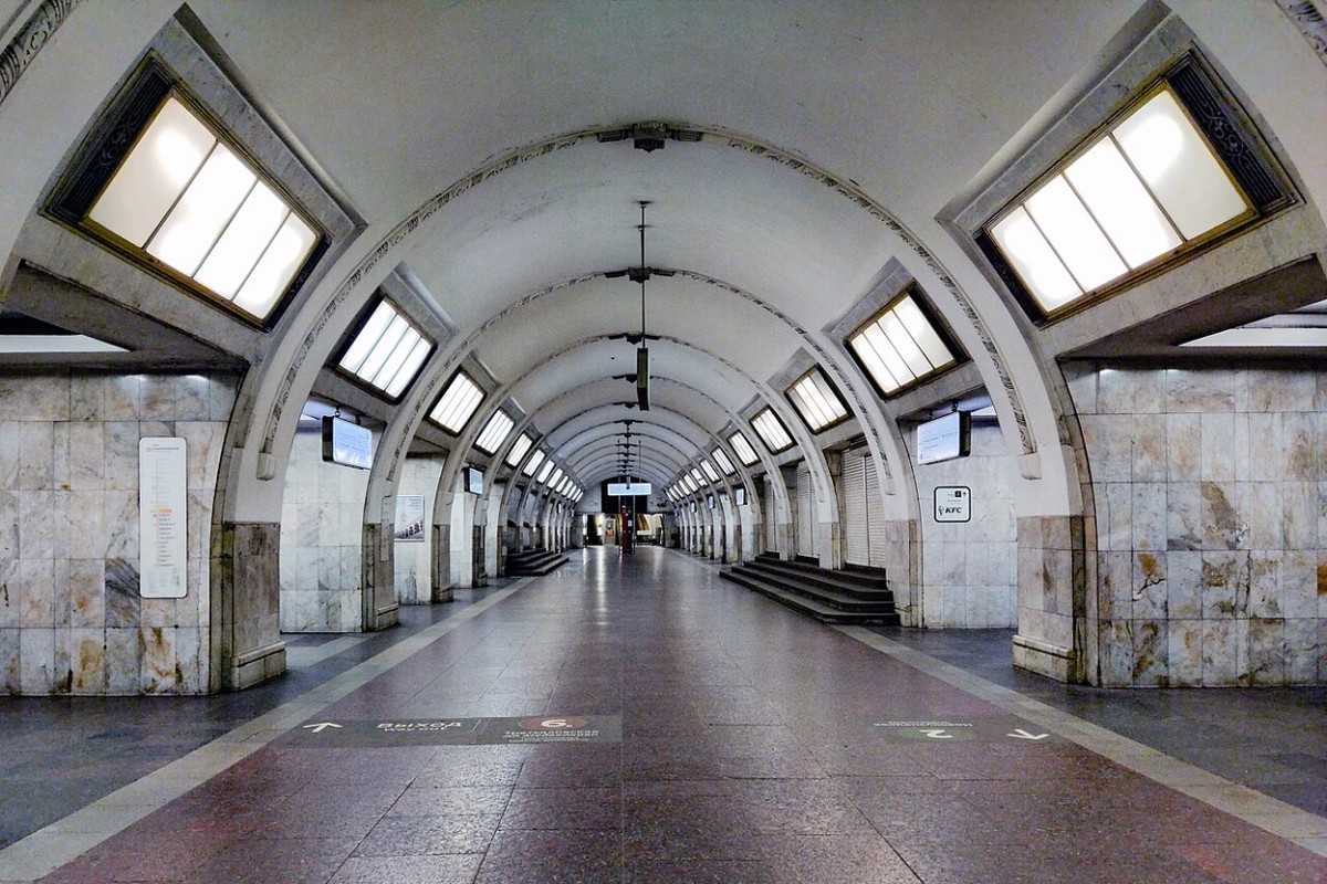 Две станции московского метро оказались обесточены