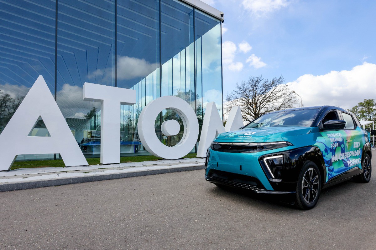 Автоэксперт оценил перспективы продаж российского электромобиля «Атом»