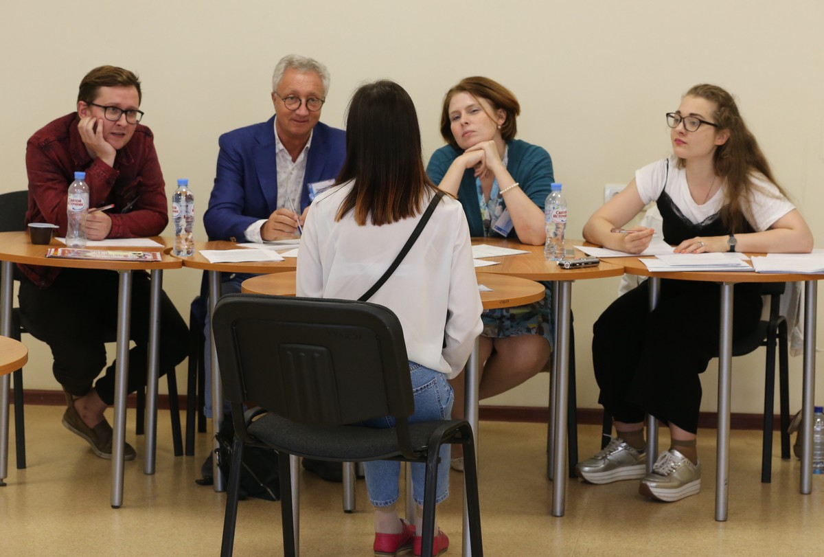 Собеседования при поступлении на педагогические специальности призвали проводить в вузах