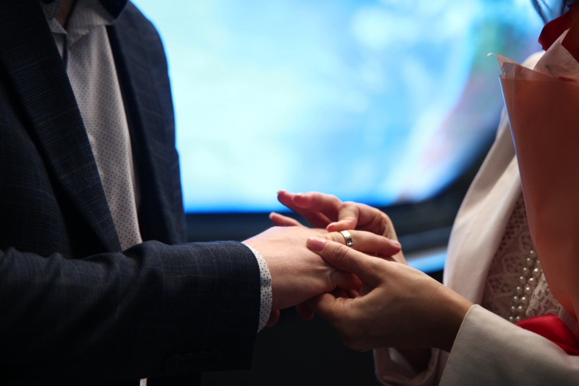 Теракт на свадьбе в крупном городе унес жизни гостей