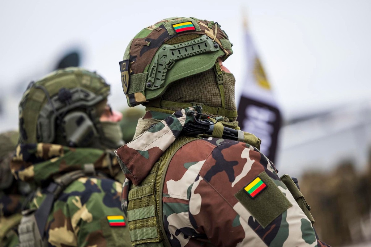 НАТО для конкурирования с Россией нужно глобально менять свою военную доктрину