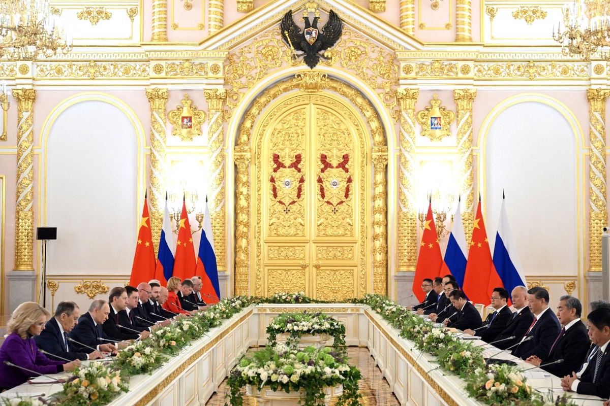 Песков: Путин и Си Цзиньпин не обсуждали урегулирование на Украине