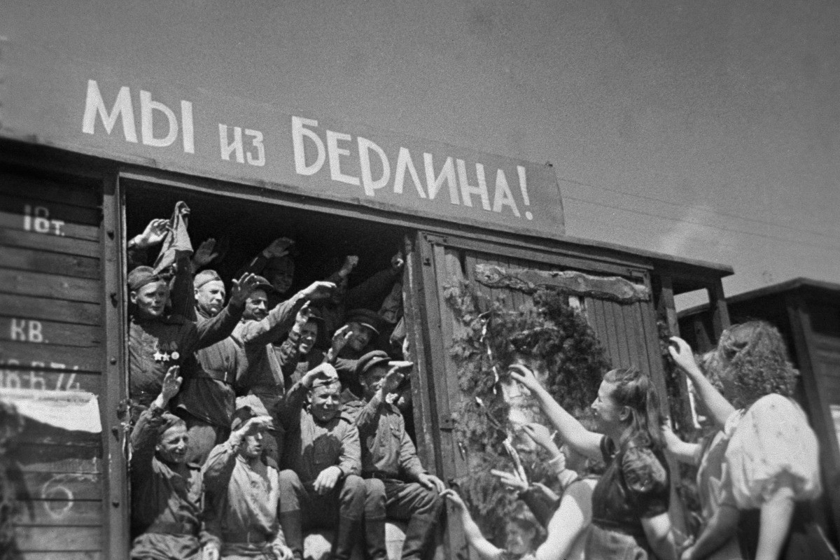 Фотографии мая 1945 года «оживили» с помощью нейросетей