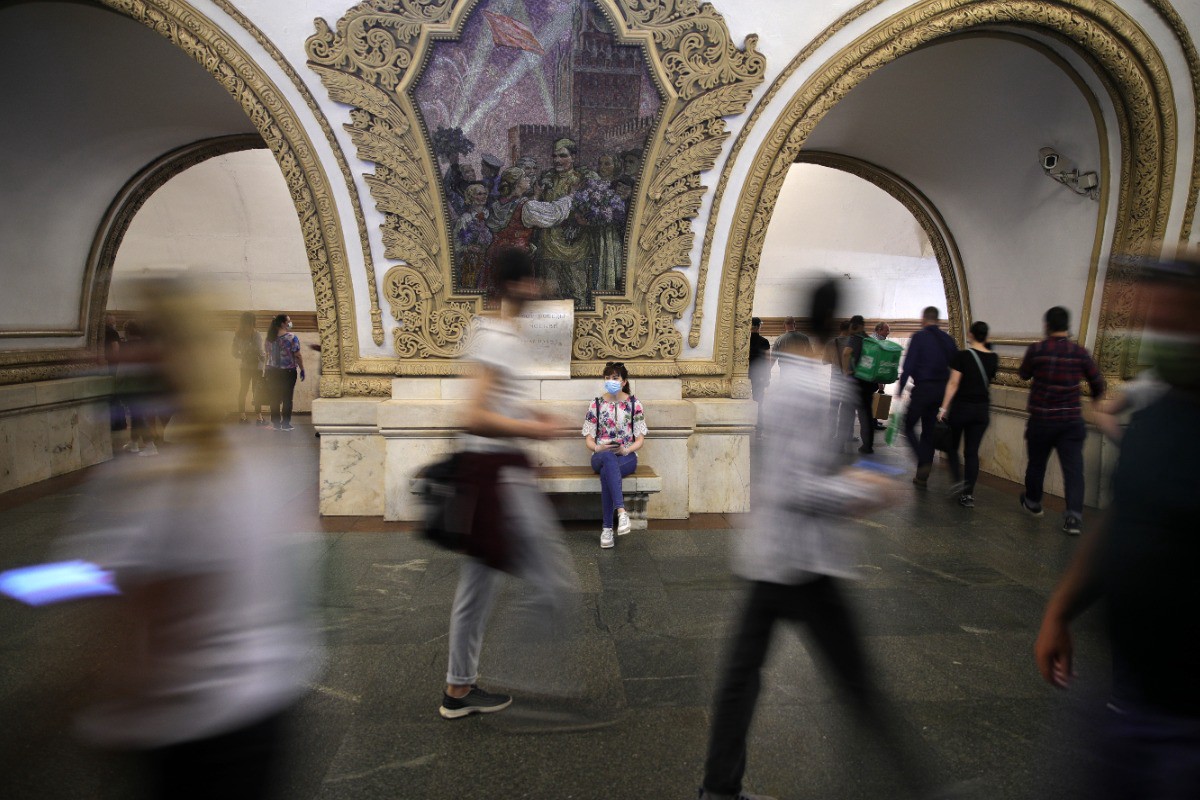 Прекрасное глубоко: почему старые станции московского метро выглядят как дворцы