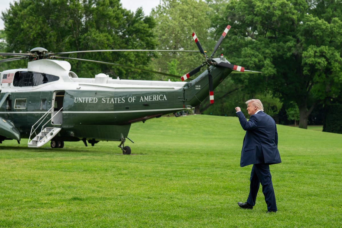 Американец пытался устроить крушение вертолета с Трампом на борту