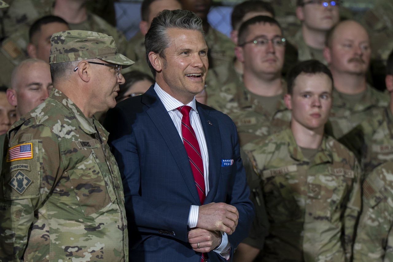 «И ты, Брут?!». Слив военной тайны США, ад в Иране: Трампу и Хегсету пришел конец – терпение конгресса лопнуло