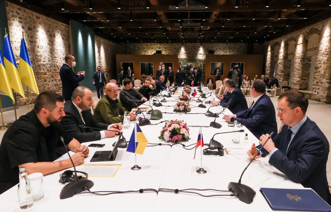 Вспахали Зелю: станет ли Запад пытаться сорвать новые переговоры по Украине в Турции