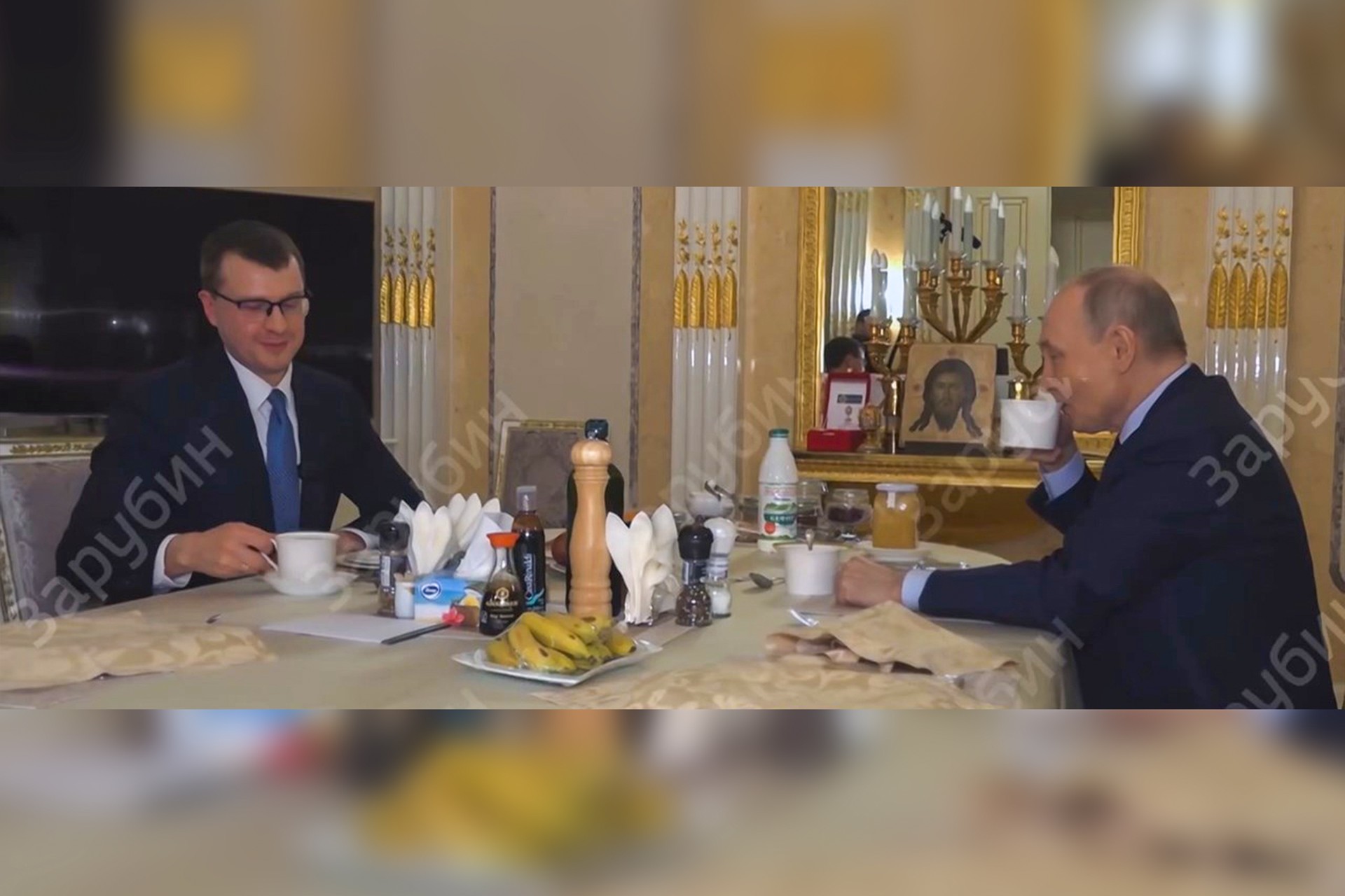 Путин показал журналистам, что хранит в своем холодильнике