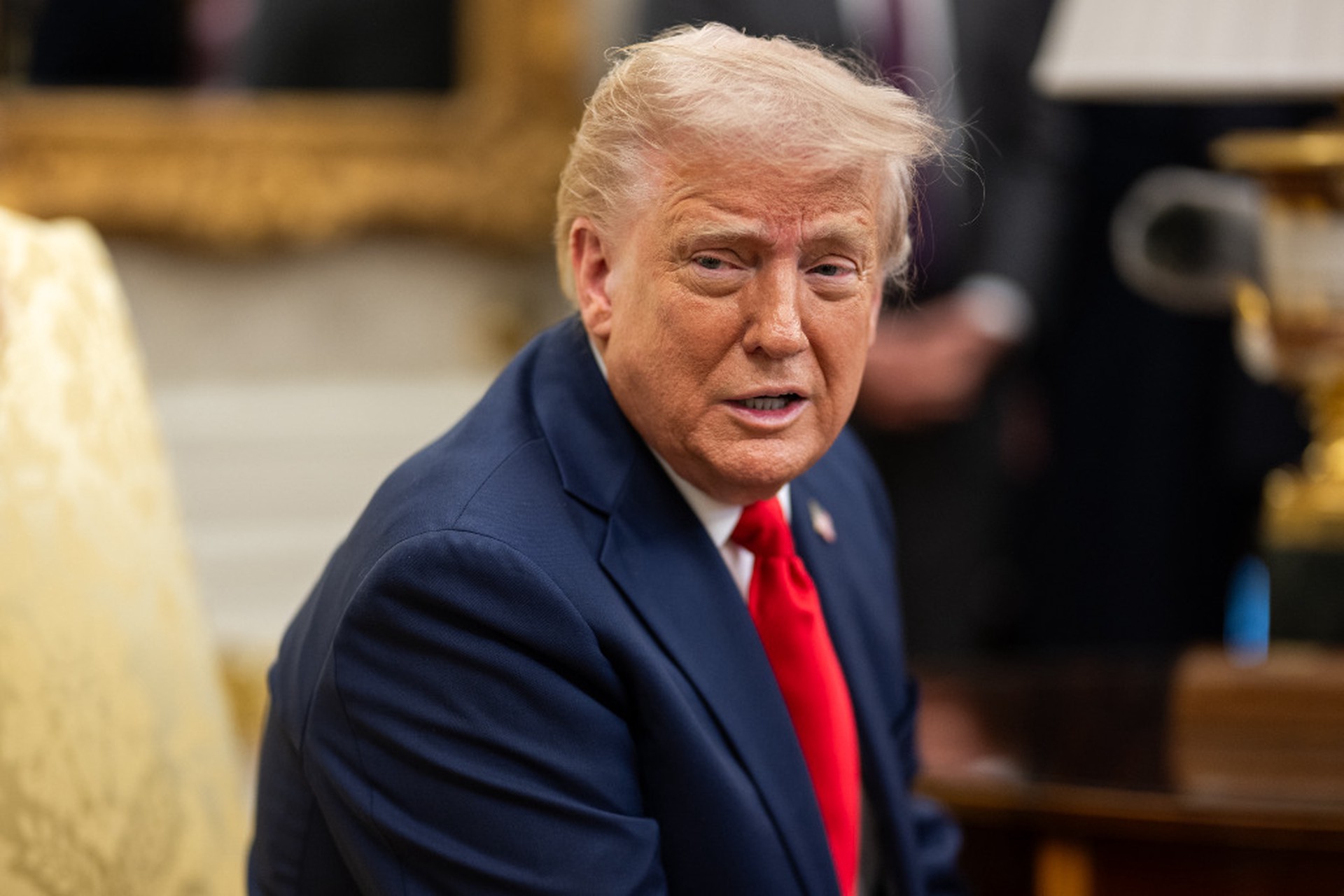 Трамп вводит 100%-е пошлины на все иностранные фильмы