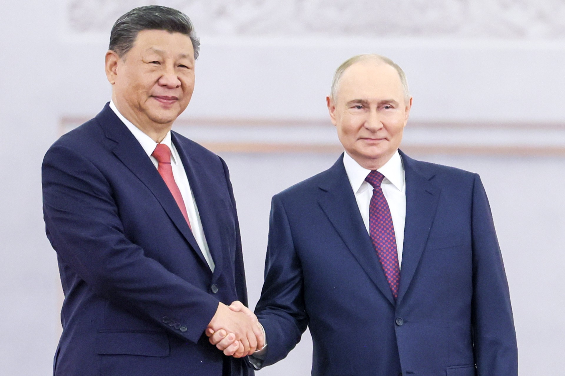 Путин: РФ создаст комфортные условия для работы китайских компаний