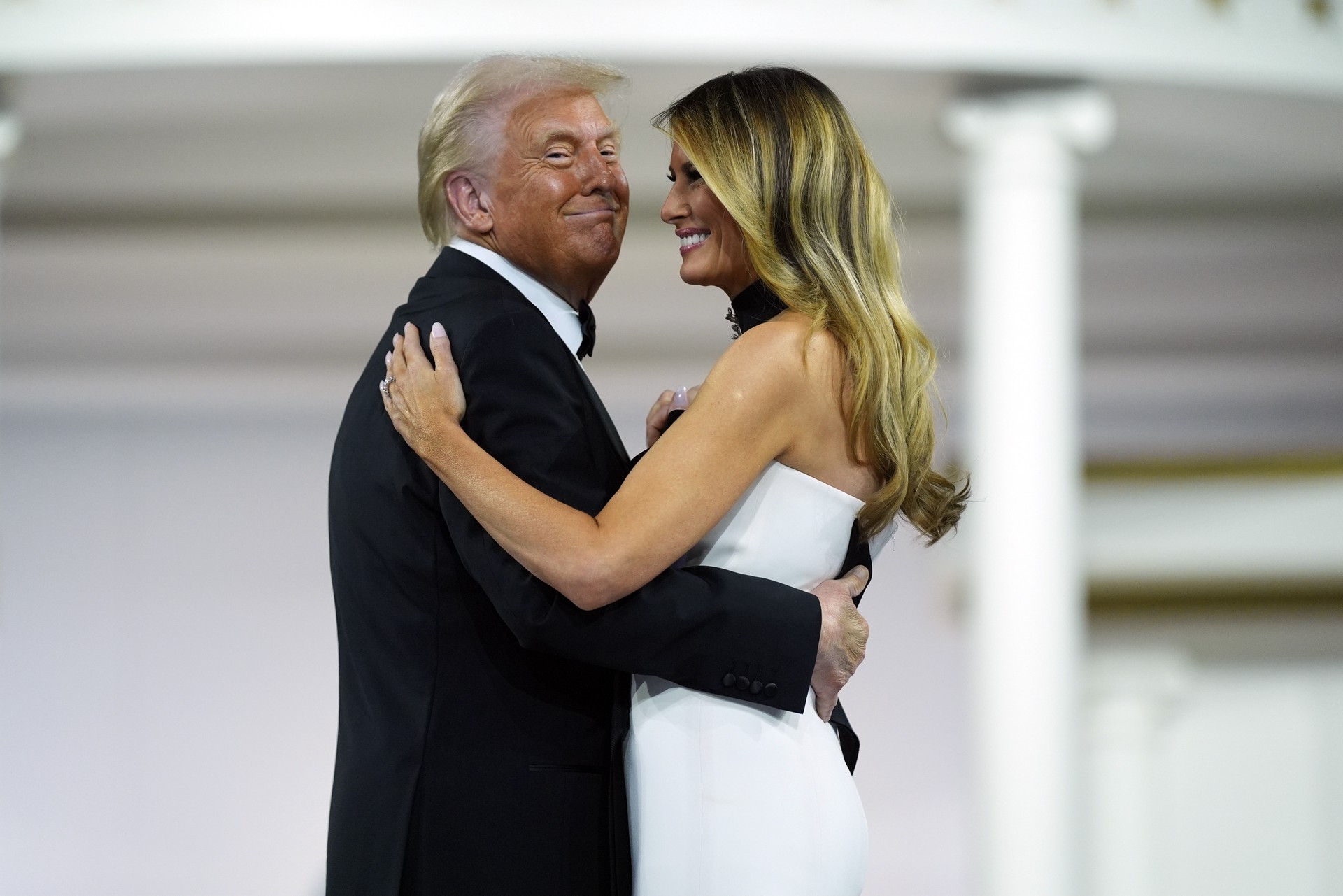 NYT: Трамп вынужден исполнять обязанности своей жены