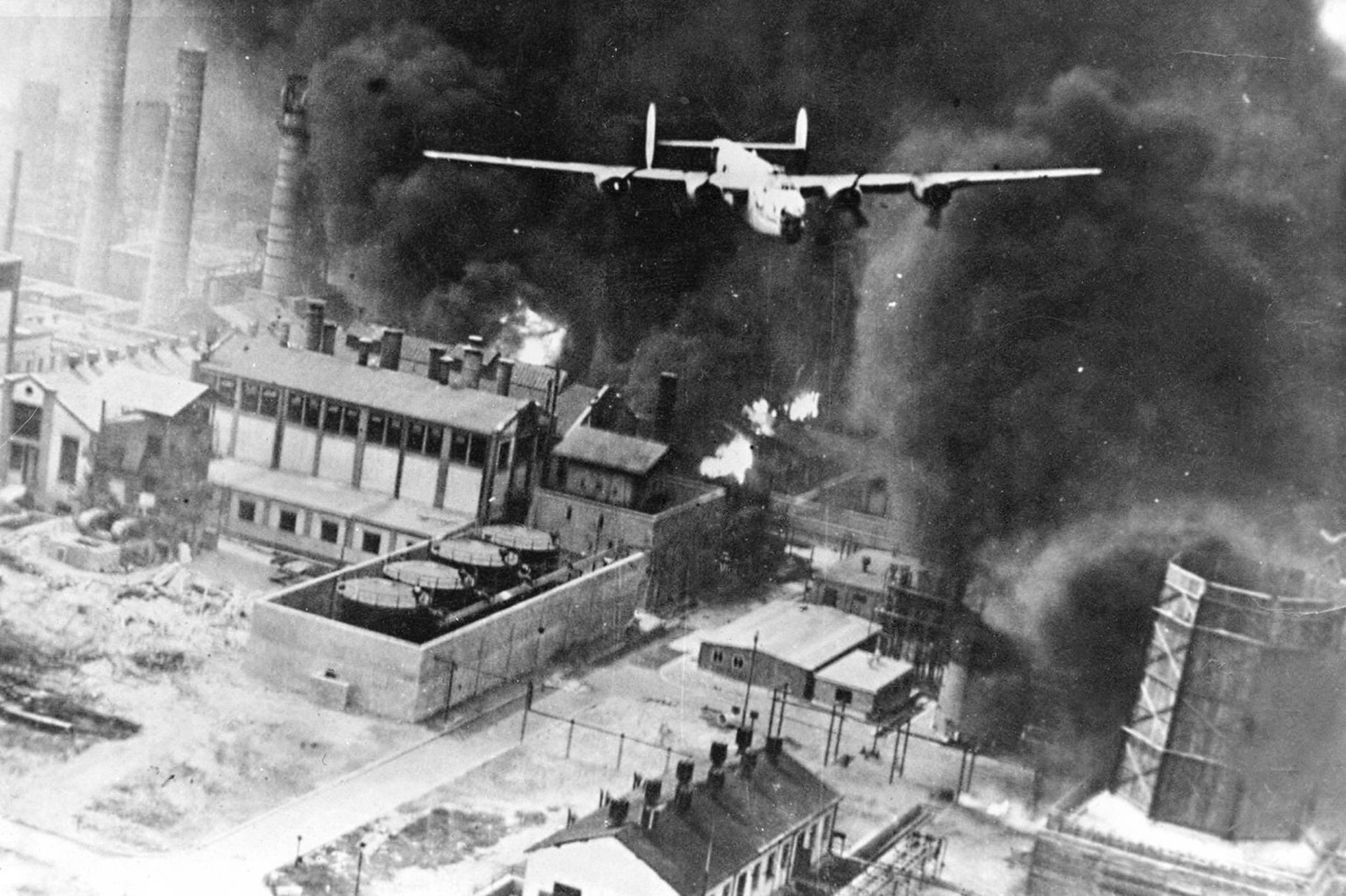В молдавском учебнике истории выдали американские самолеты за советские