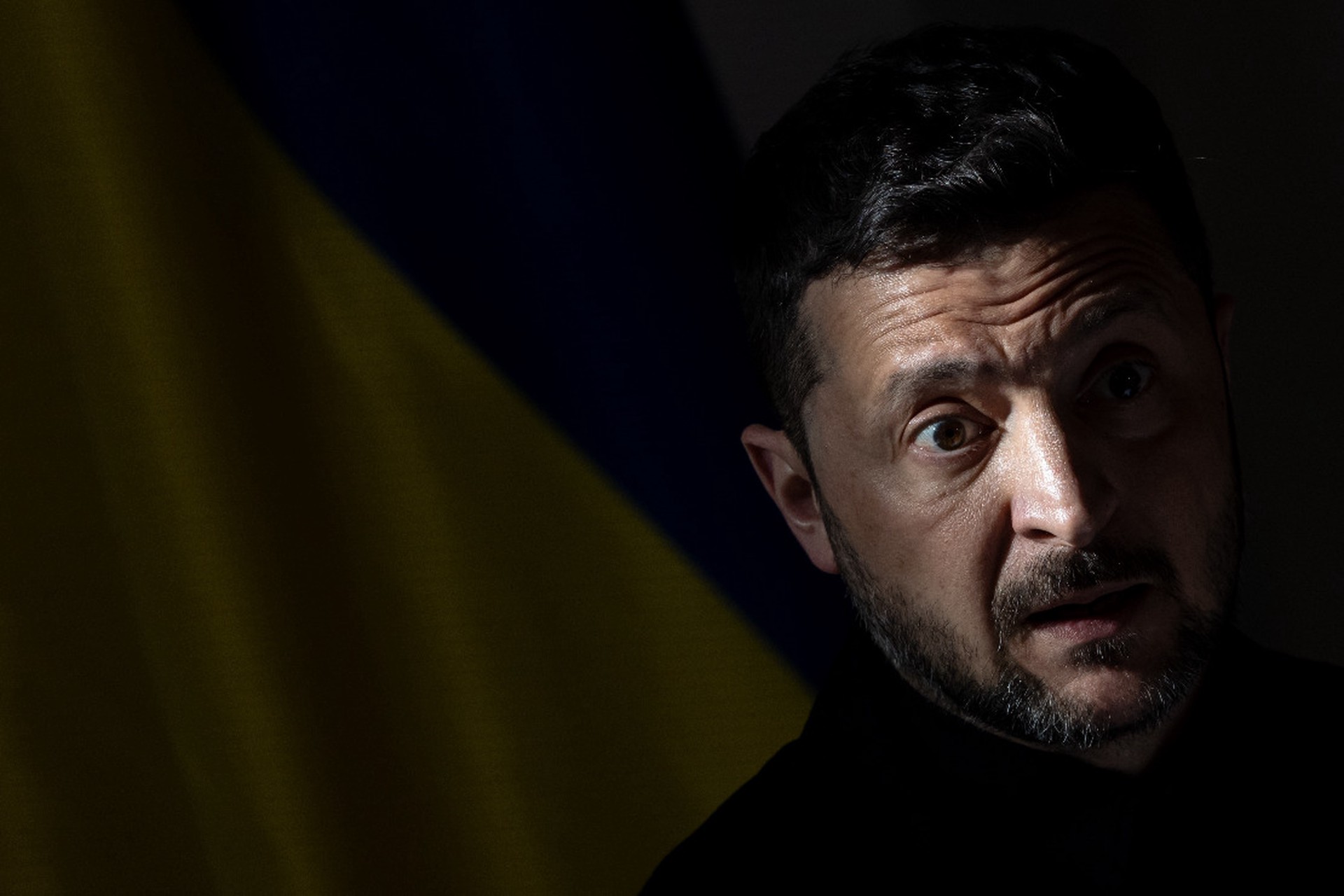 Клоун ада: почему Зеленский изображает готовность к встрече в Стамбуле