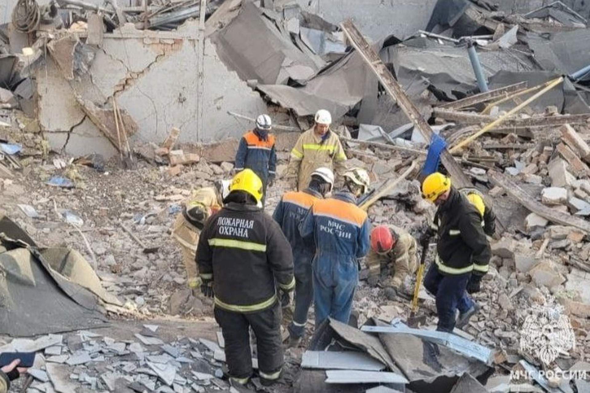 Тело погибшего найдено на месте взрыва завода в Башкирии