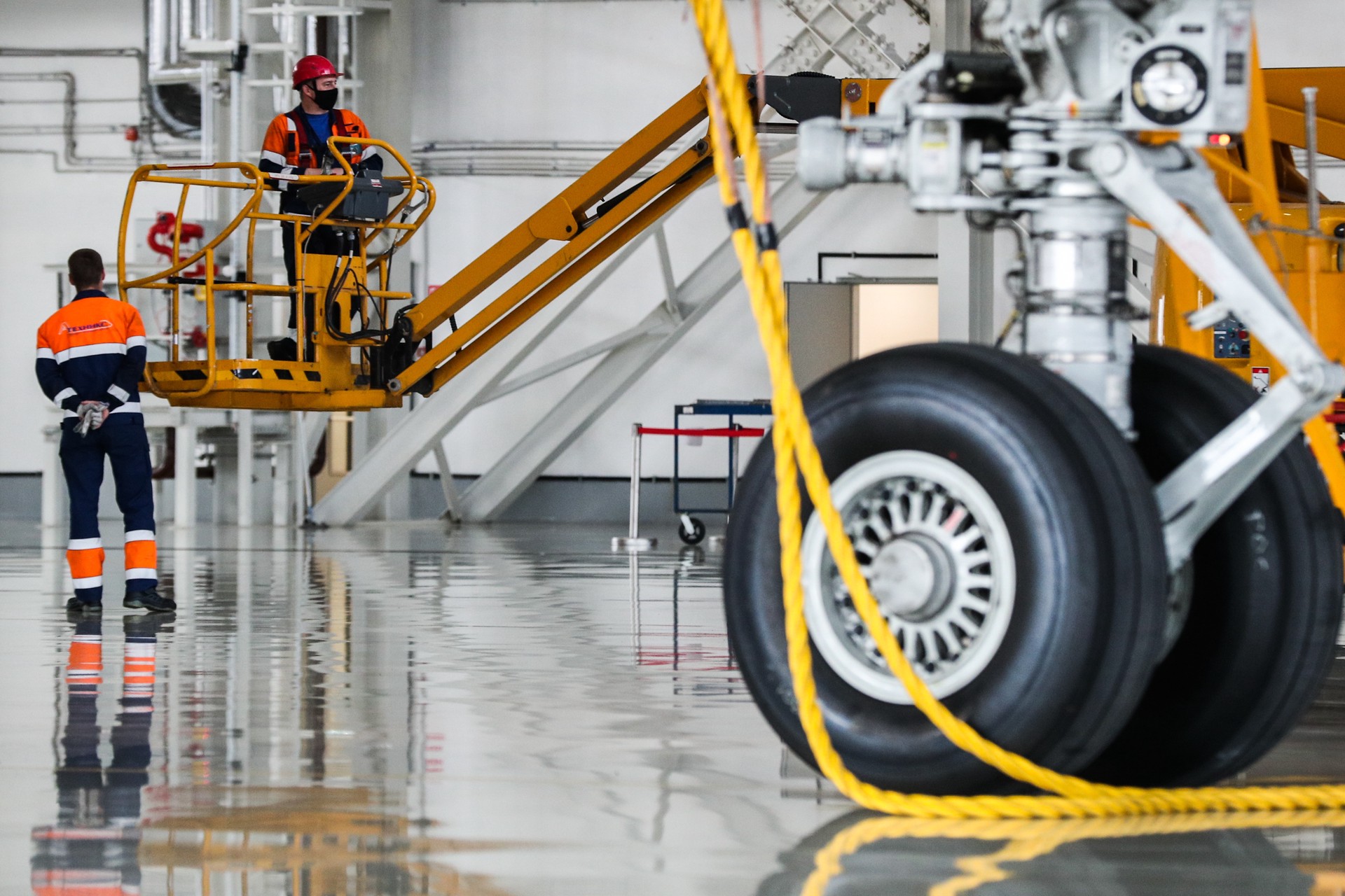 Польша изъяла шины для Boeing, отправленные транзитом через РФ
