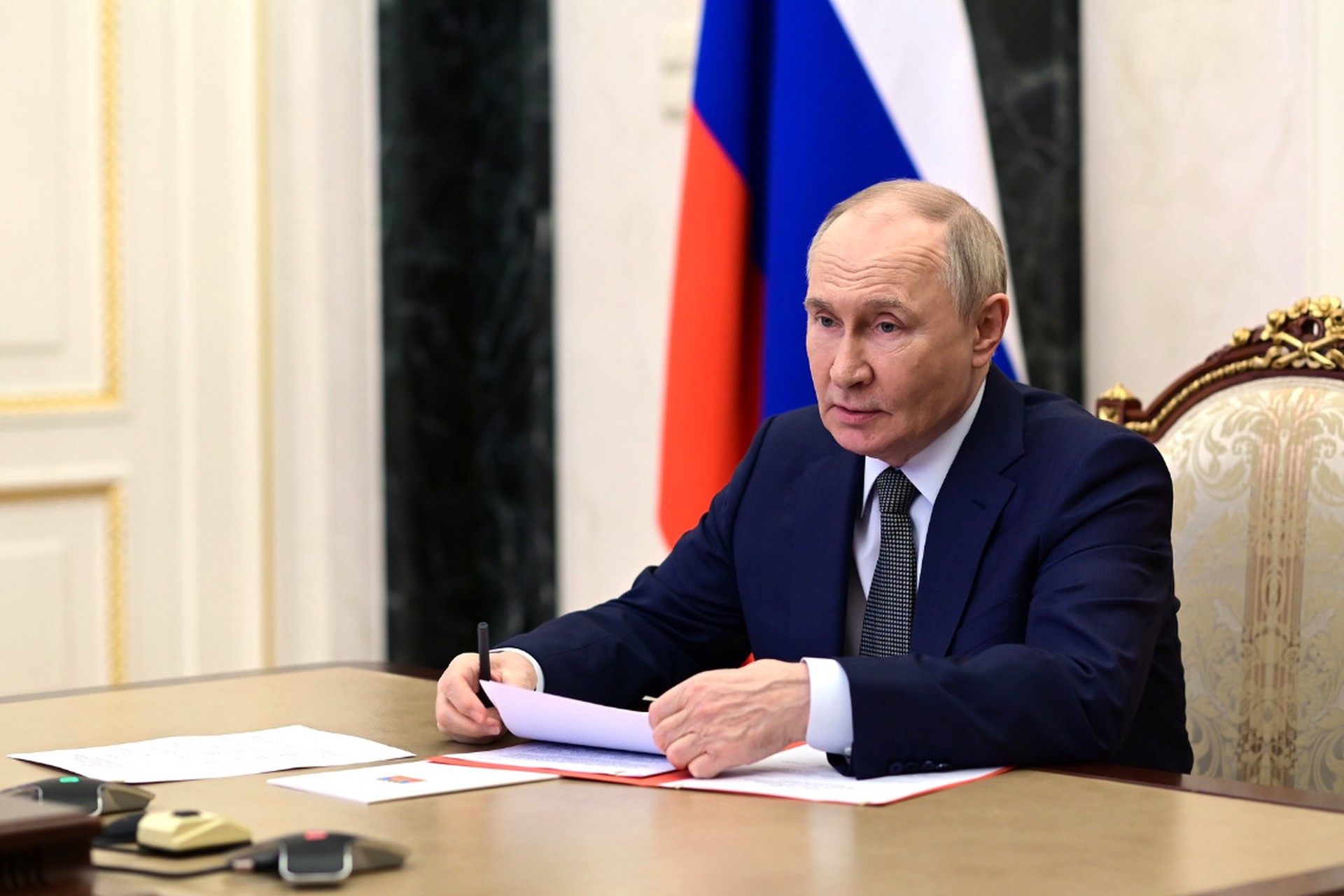 FT: В Европе назвали телефонный разговор Путина и Трампа крупной победой для России