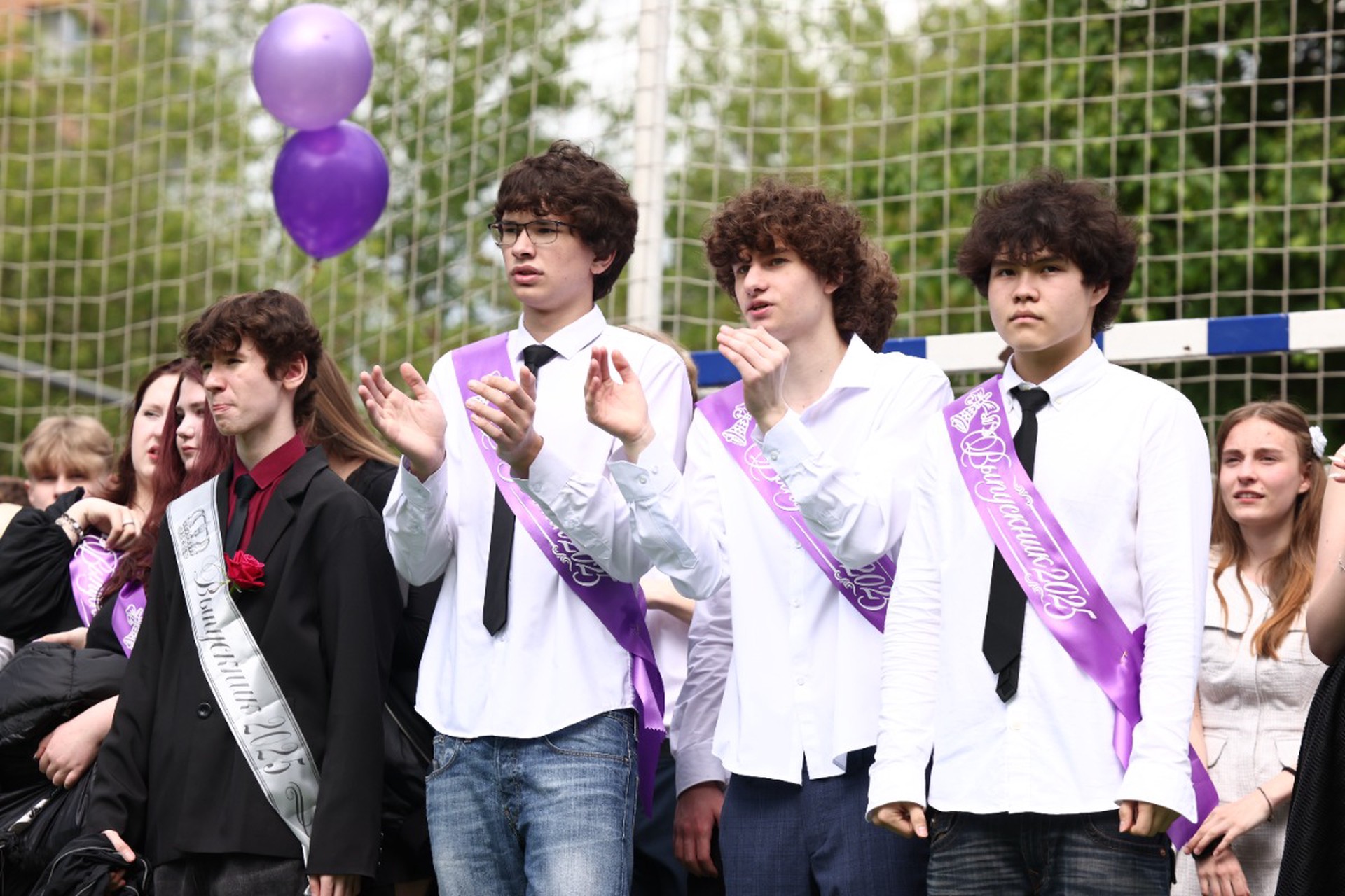 Стало известно, когда в России пройдут последние звонки