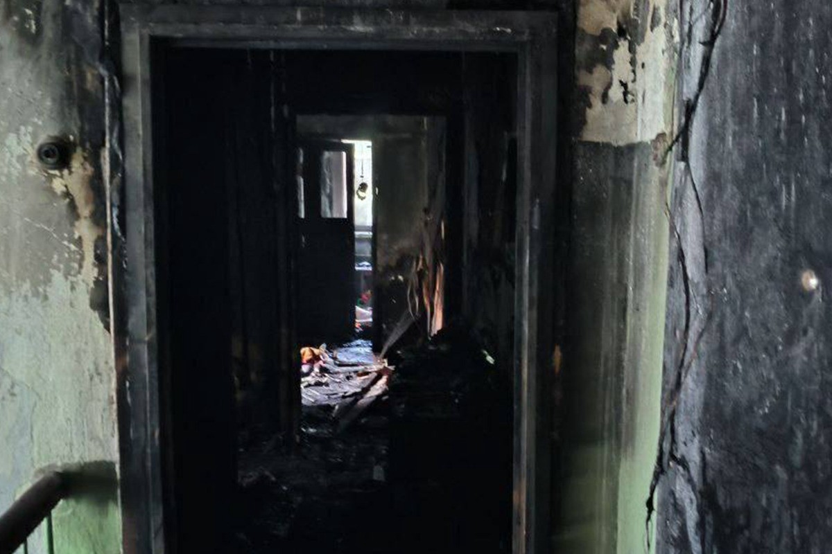 Пять человек погибли при пожаре в Королеве