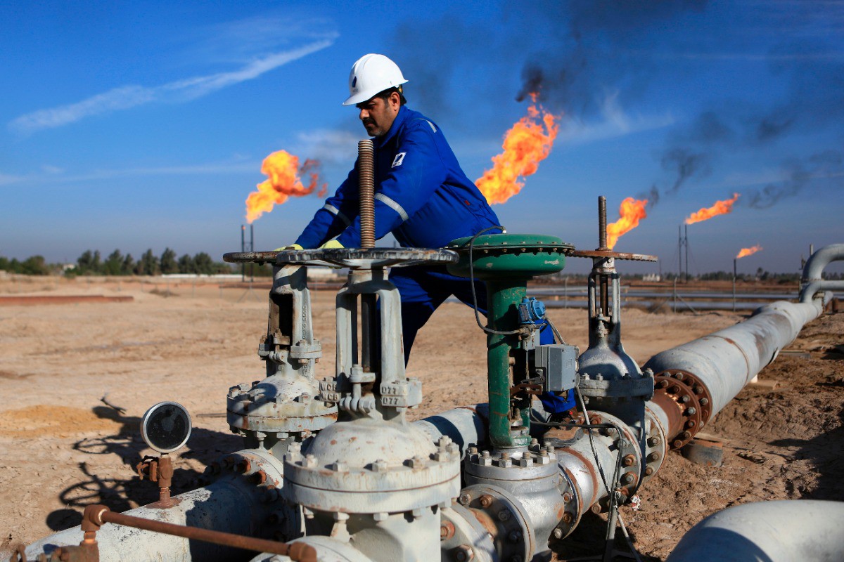 Поставки на паузу: как Иран и Израиль пытаются взять рынок нефти в заложники