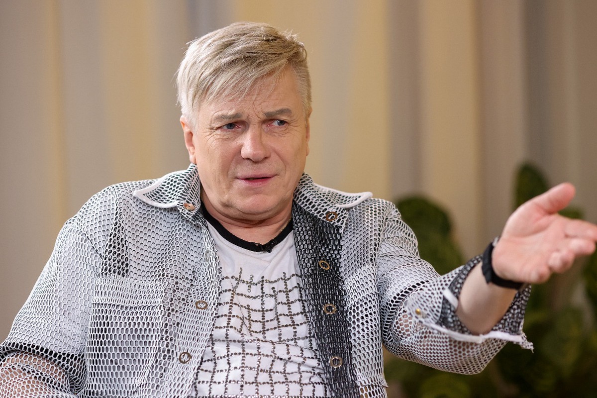 Адвокат рассказал, пропагандирует ли ЛГБТ* артист Салтыков в видео с накрашенными губами