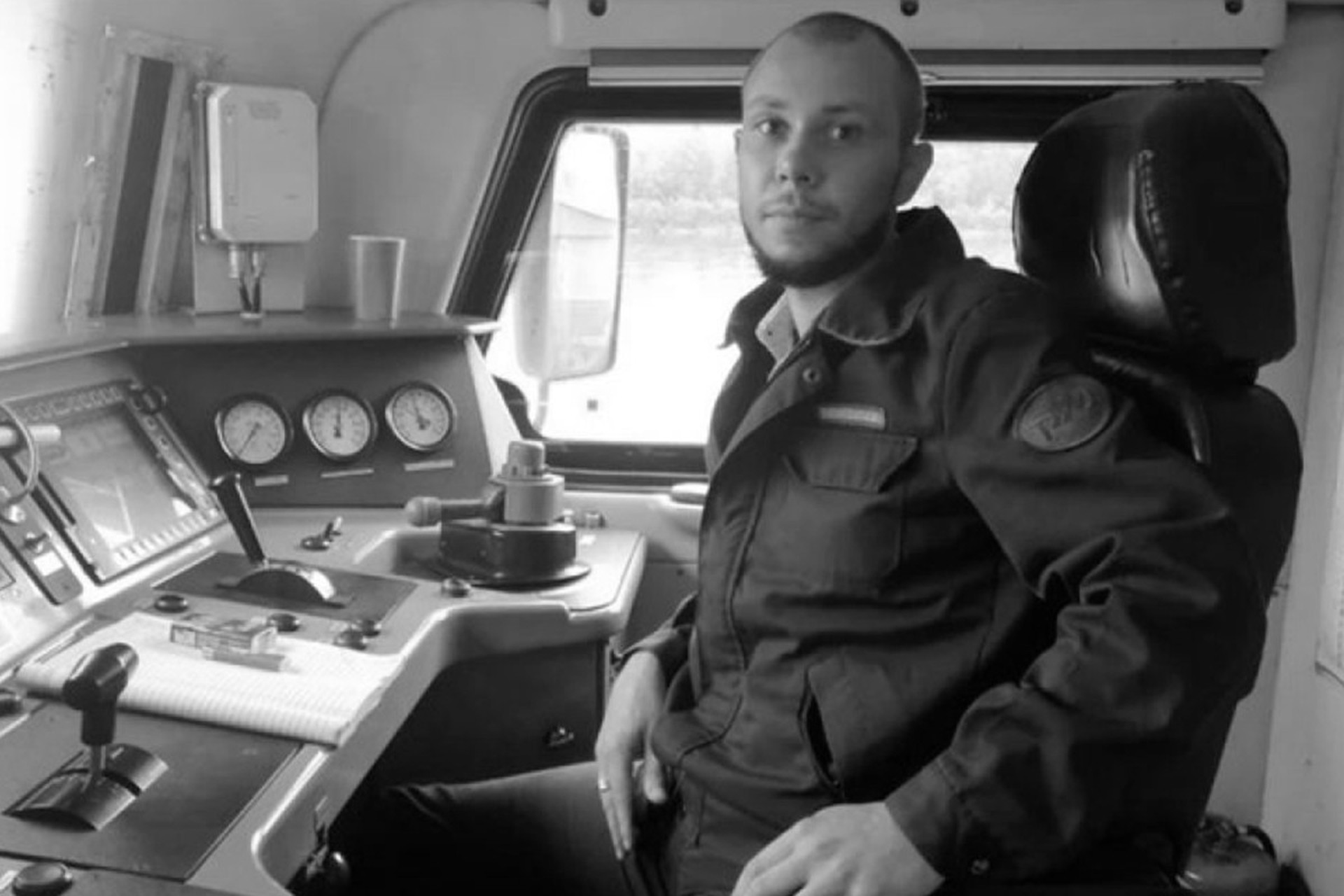 Машинист под Брянском спас сотни пассажиров ценой своей жизни во время теракта