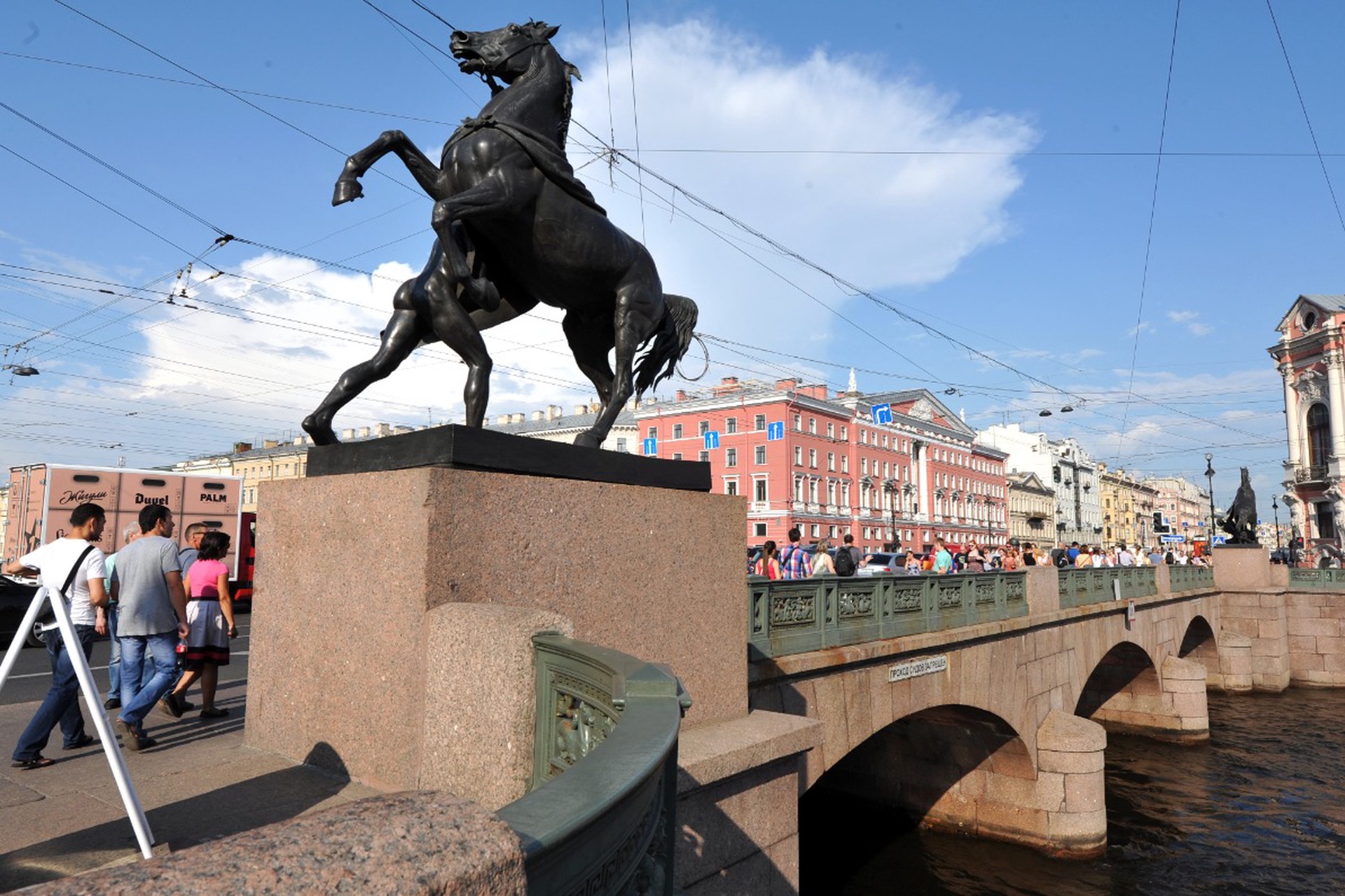 Клодт нам дан: как немецкий барон украсил Петербург