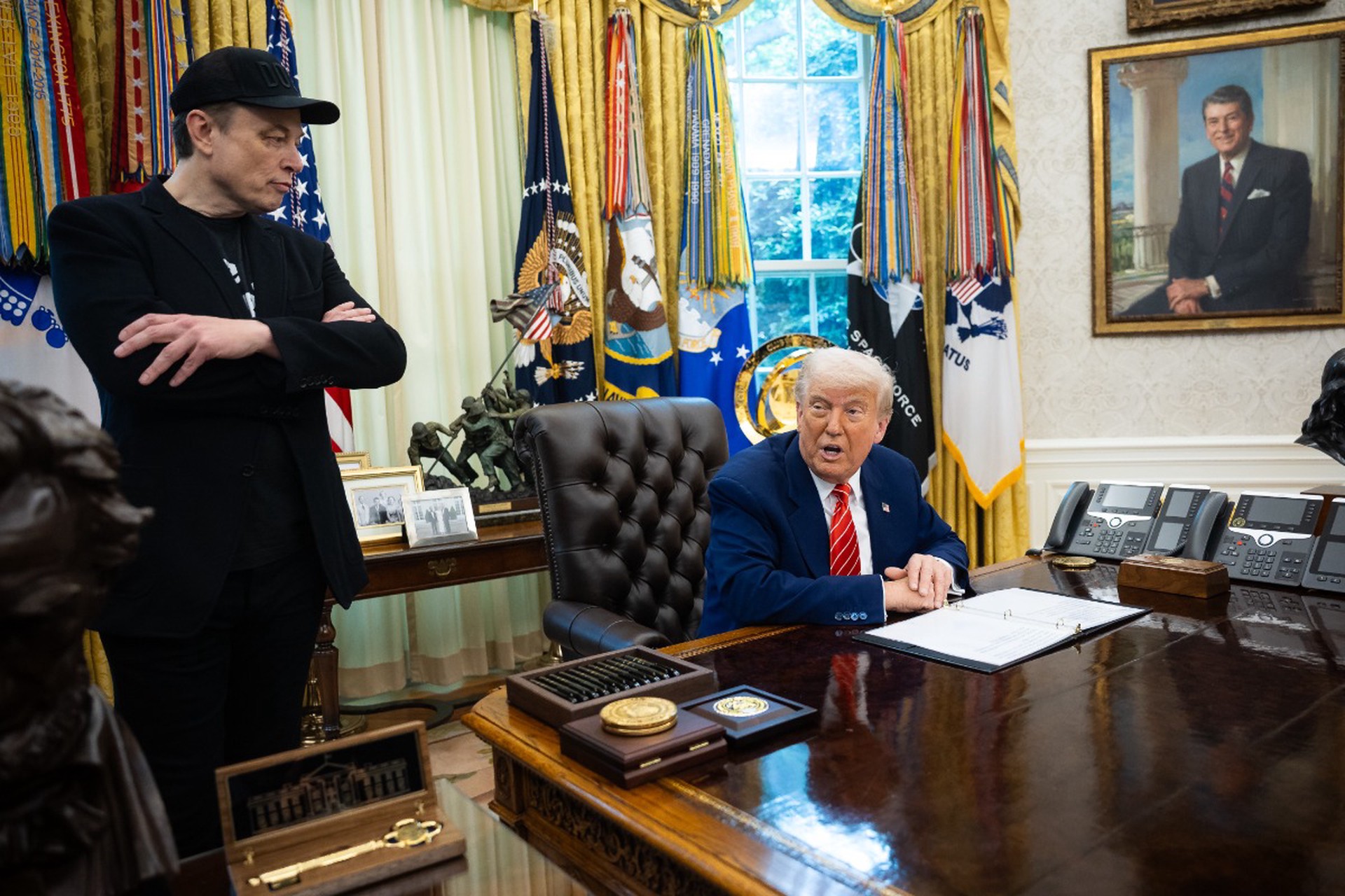 Американист рассказал, какое решение поможет Трампу устоять после нападок Маска