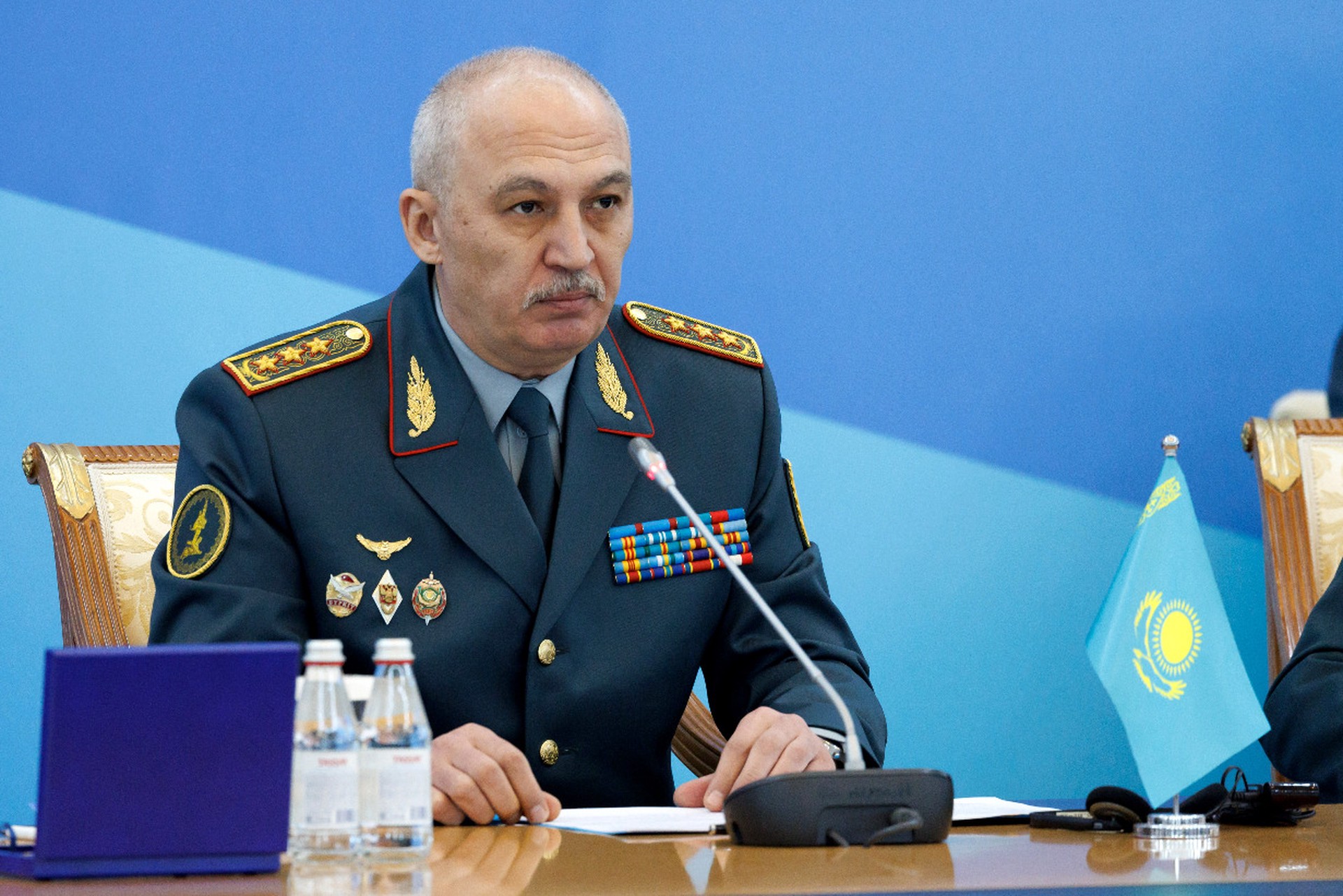 Министра обороны Казахстана отправили в отставку