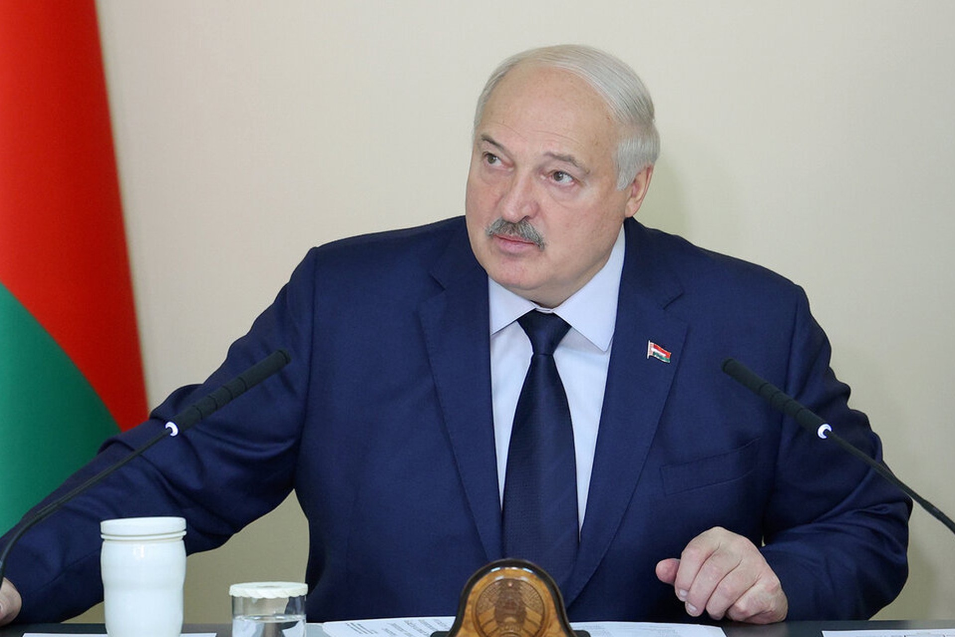 Лукашенко заявил о голоде в Белоруссии из-за гибели скота