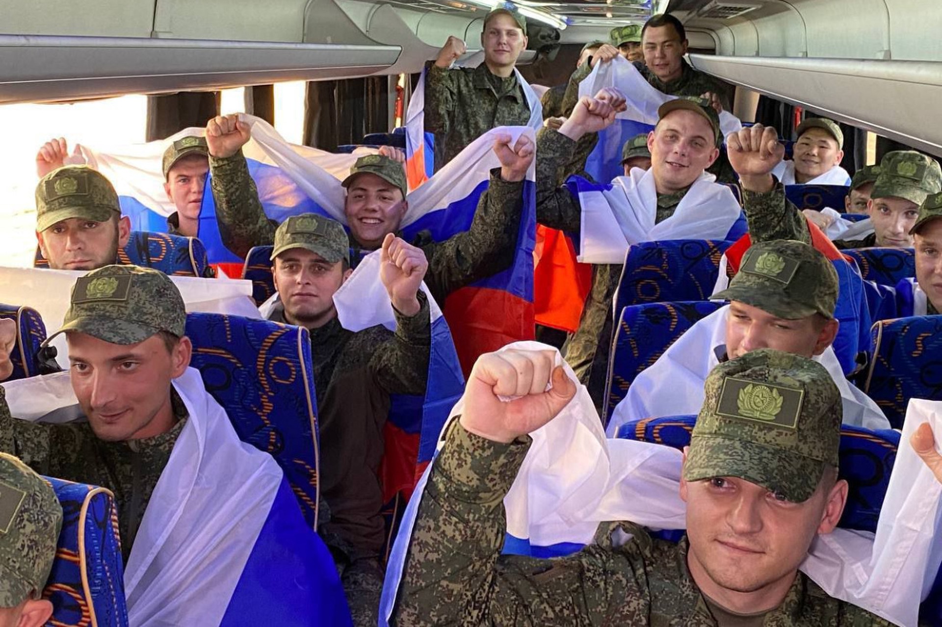 Россия вернула из украинского плена 160 военных