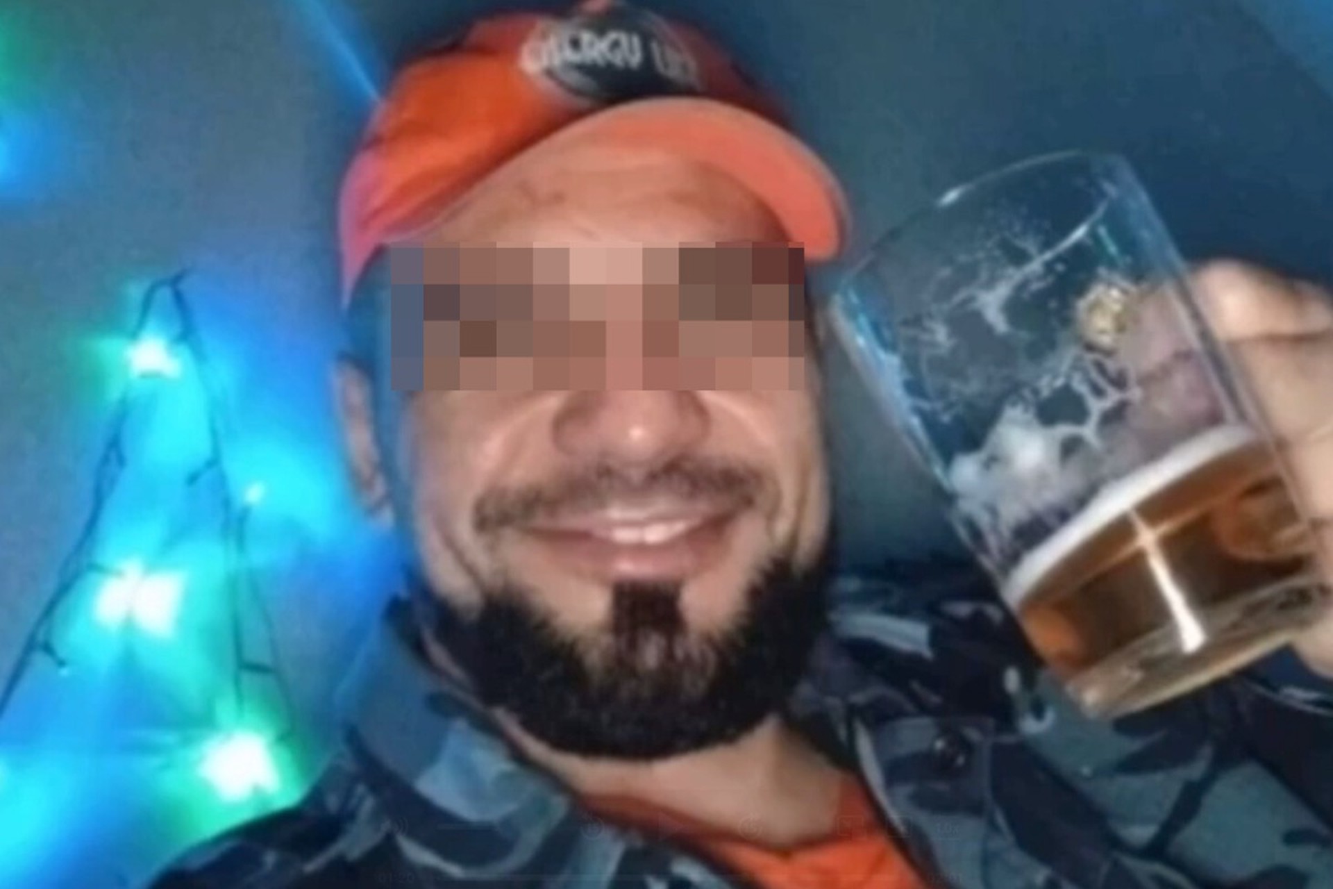 ФСИН назвала фейком фото заключенного с пивом в СИЗО