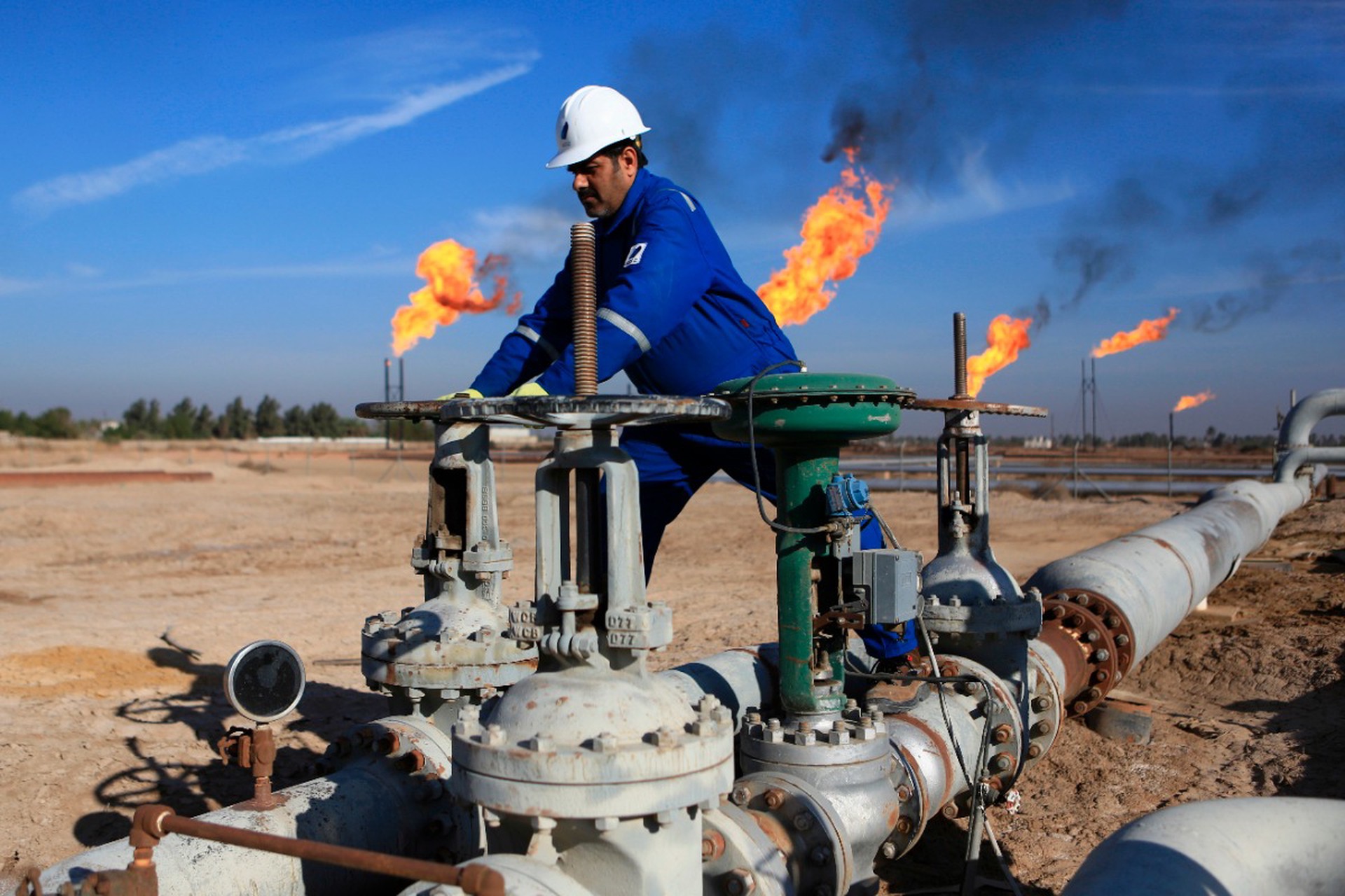 Поставки на паузу: как Иран и Израиль пытаются взять рынок нефти в заложники