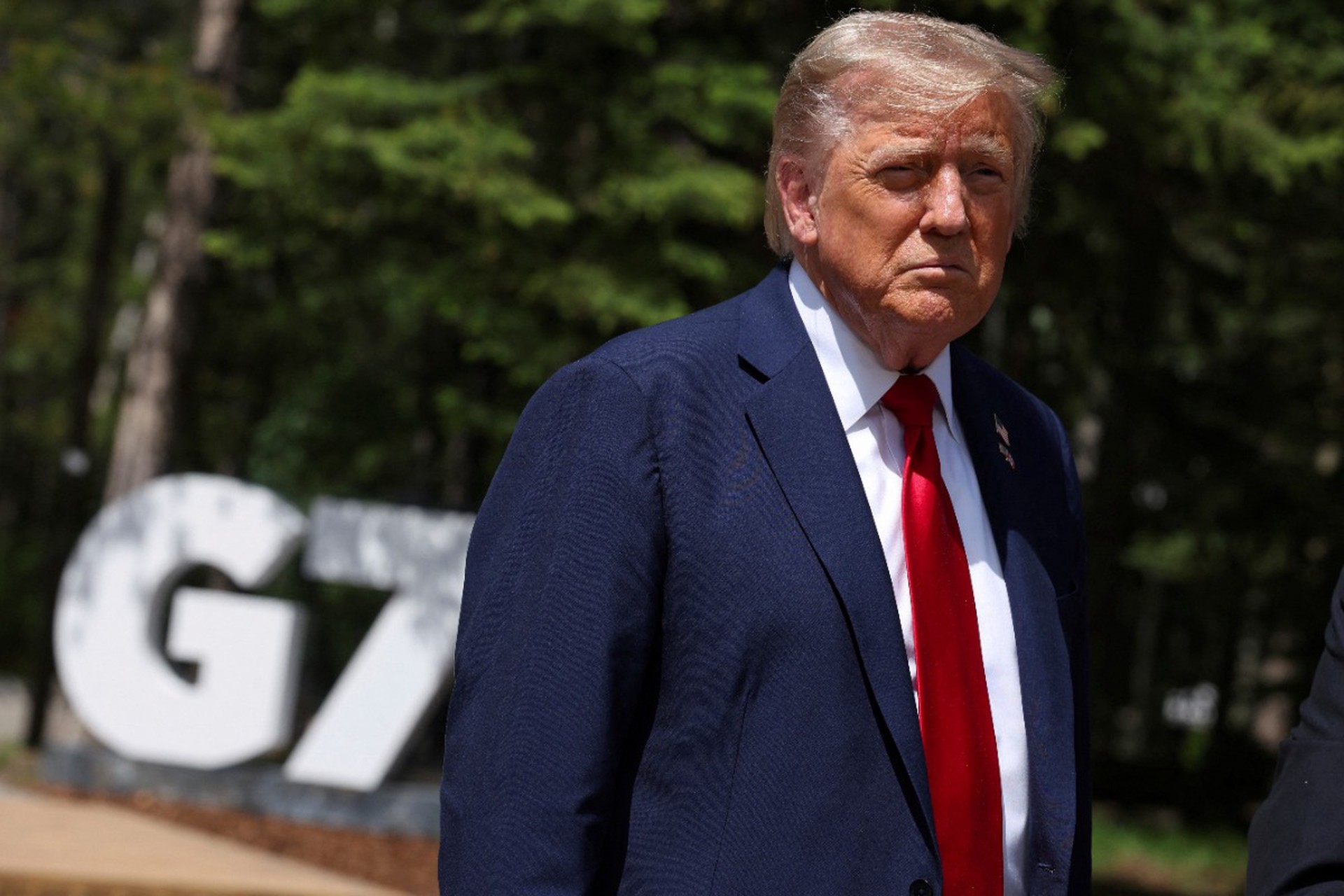 Захлестнуло войной: почему Трамп превратился из «миротворца» в сторонника конфликта на Ближнем Востоке
