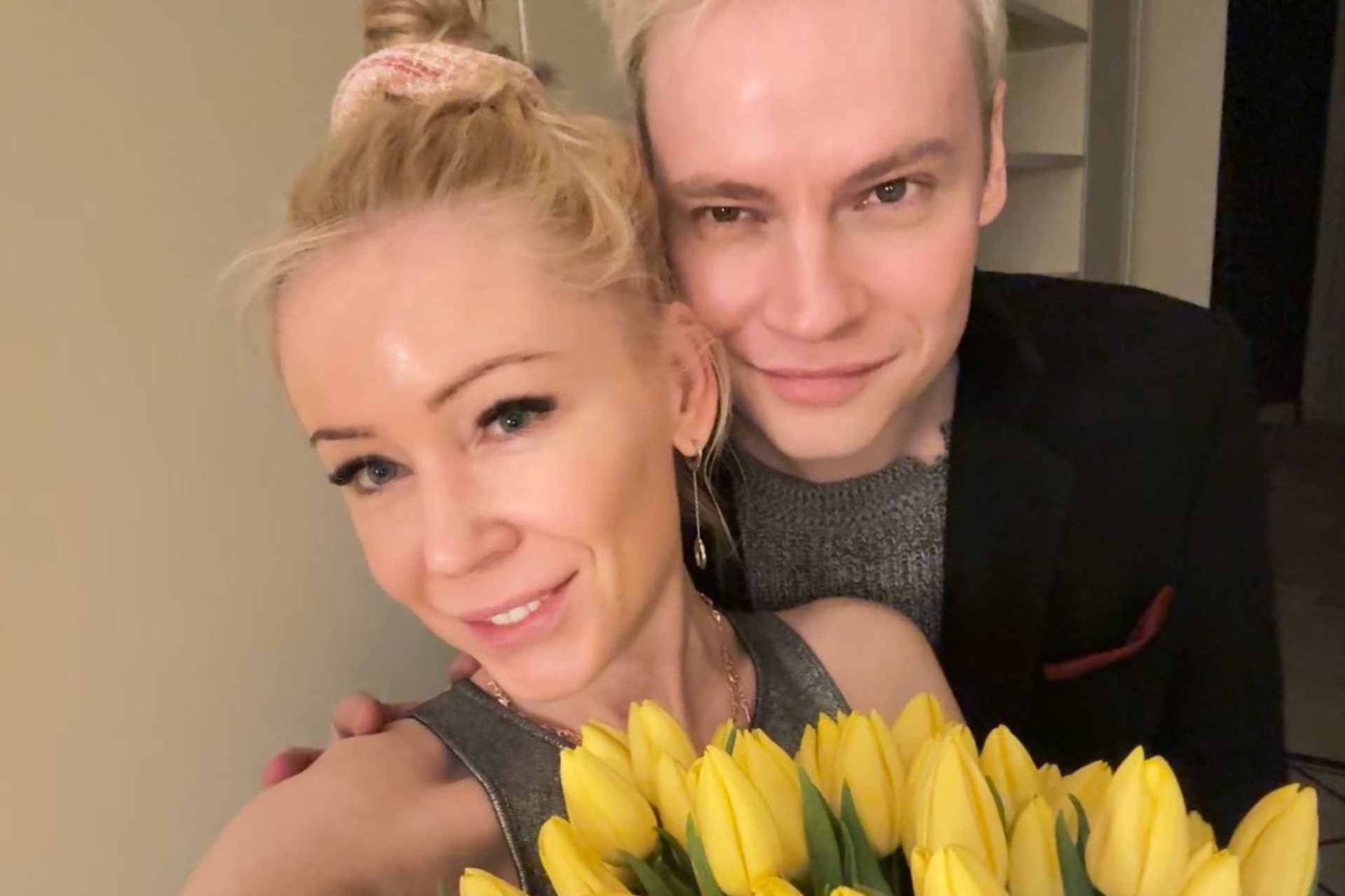 «Давно обмусолили»: Соседов не стал поздравлять SHAMAN с бракосочетанием