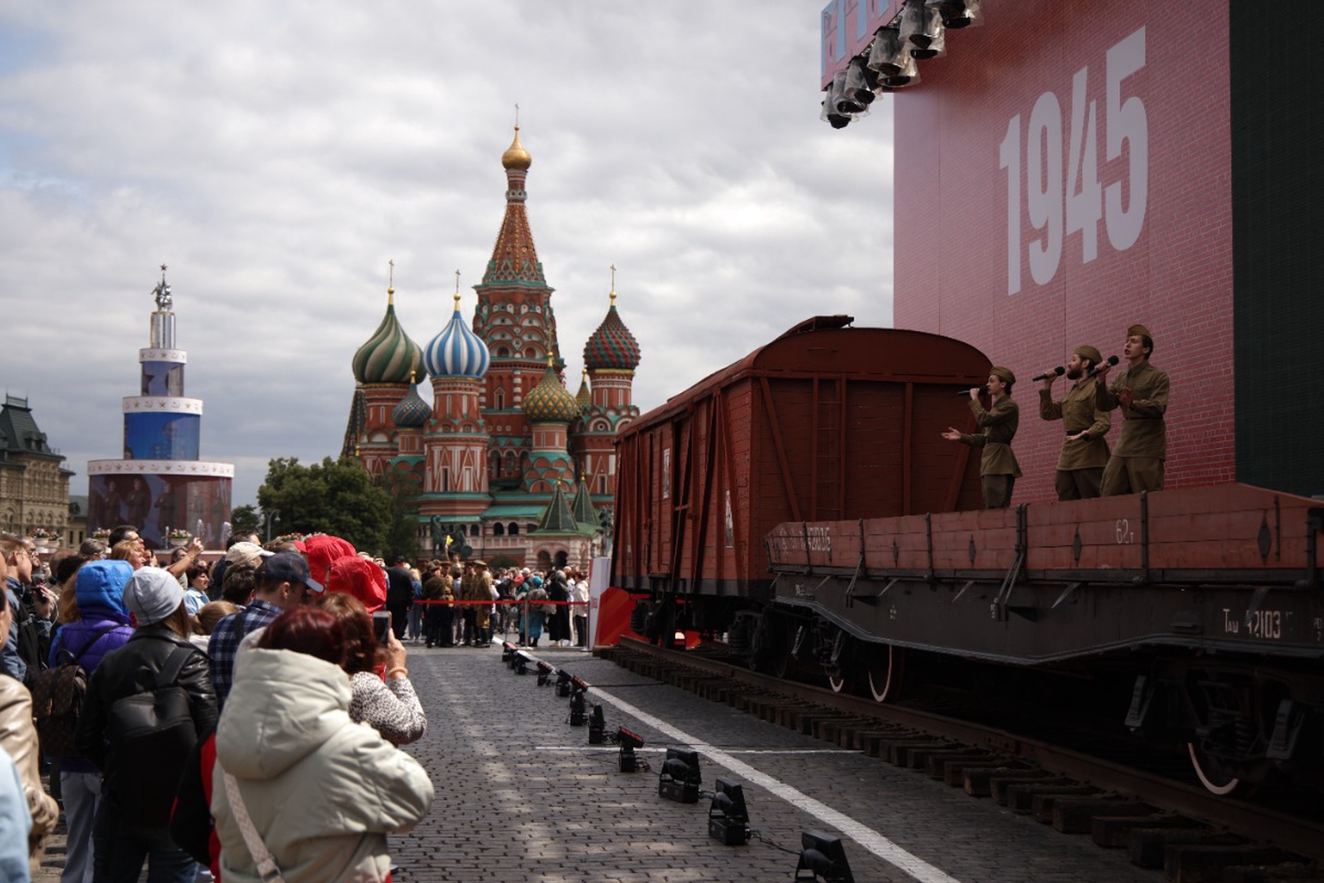В Кремле пока не раскрыли формат проведения парада Победы в Москве