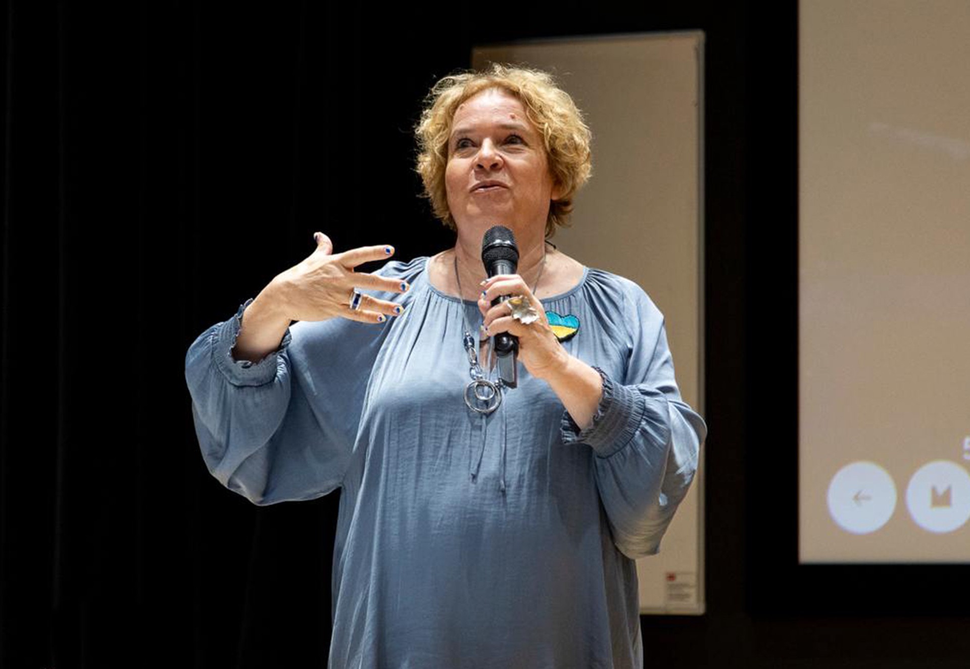 Эйдельман* ответит в суде за фейки о ВС РФ и оправдание нацизма