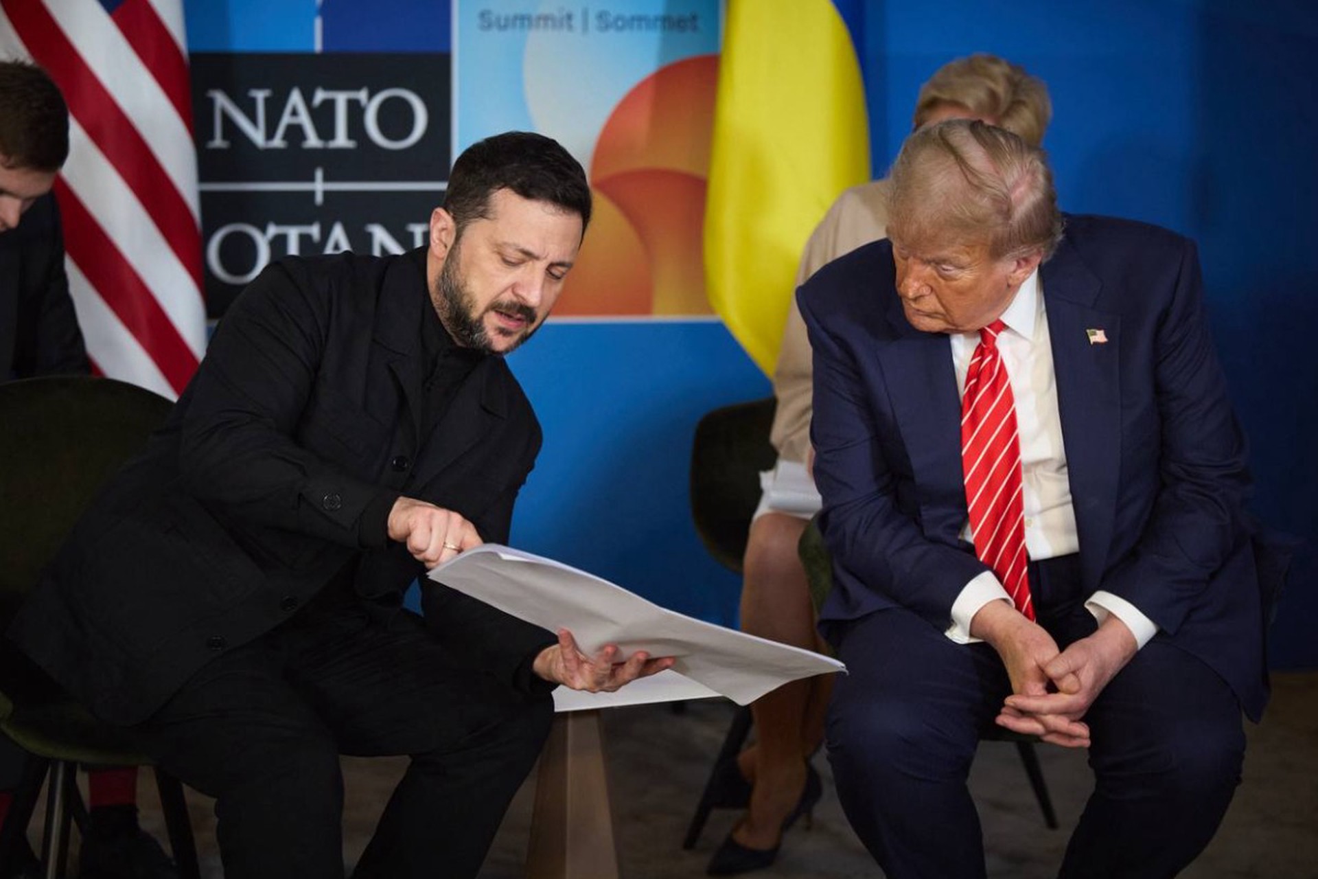Аналитик: На саммите НАТО Трамп продемонстрировал желание дистанцироваться от Зеленского