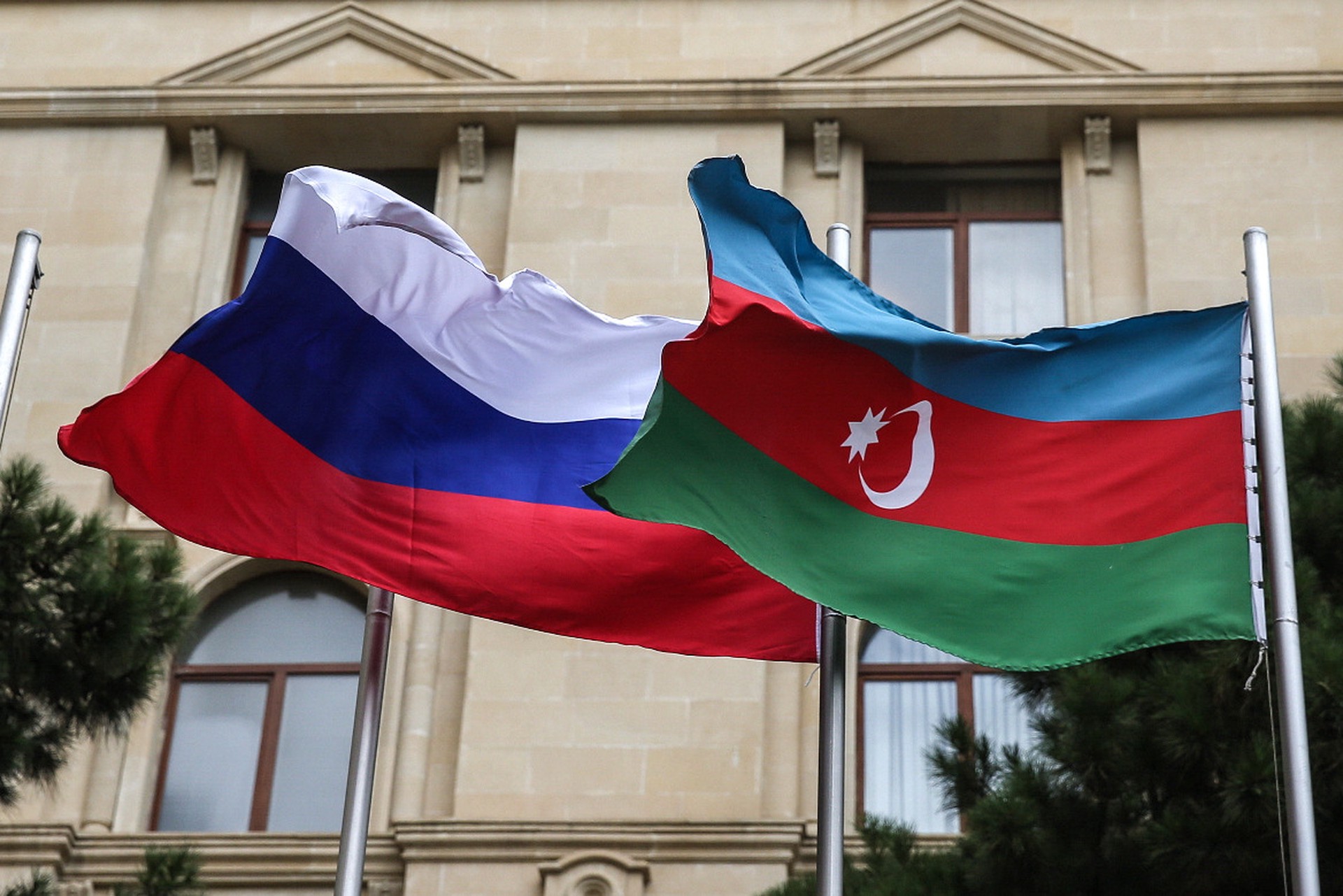 Азербайджан выразил протест России в связи с задержанием своих граждан на Урале